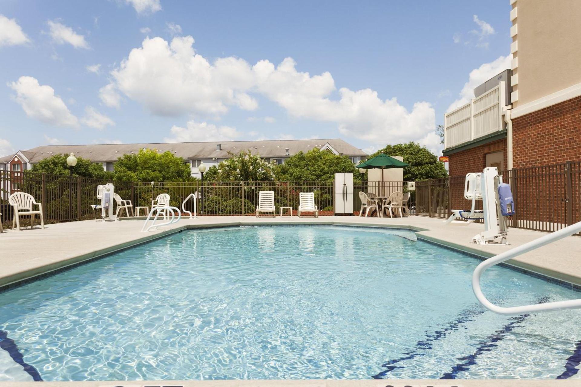 Country Inn & Suites by Radisson, Tifton, GA photo 23