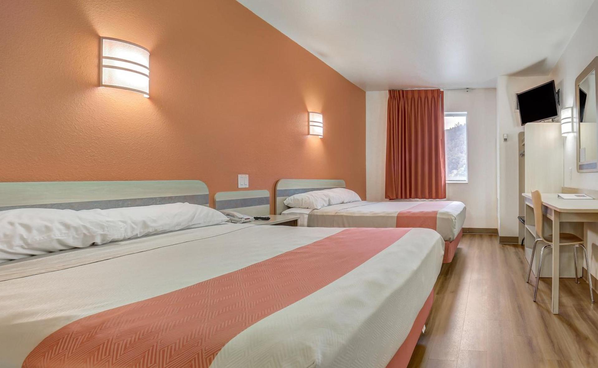 Motel 6-Roseburg, OR photo 6