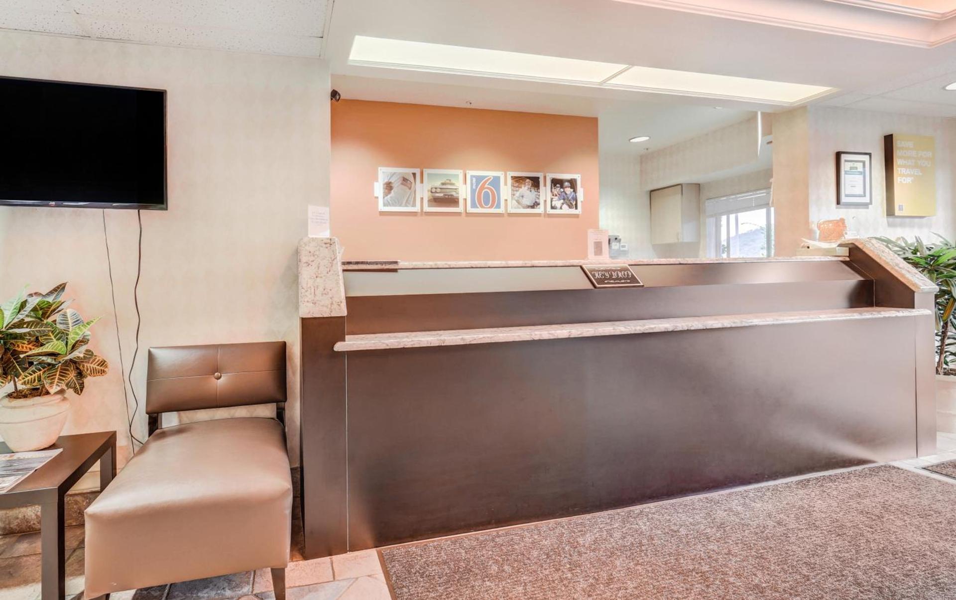 Motel 6-Roseburg, OR photo 39