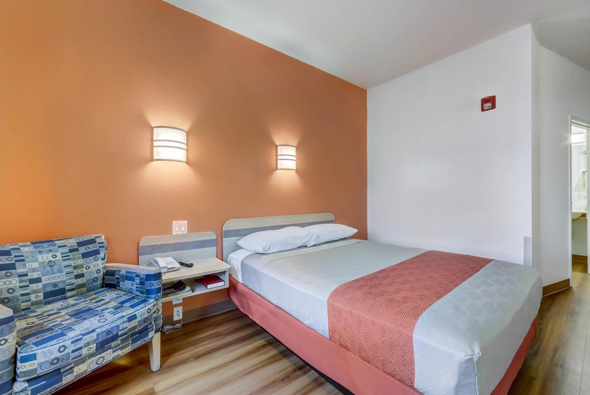 Motel 6-Roseburg, OR photo 25