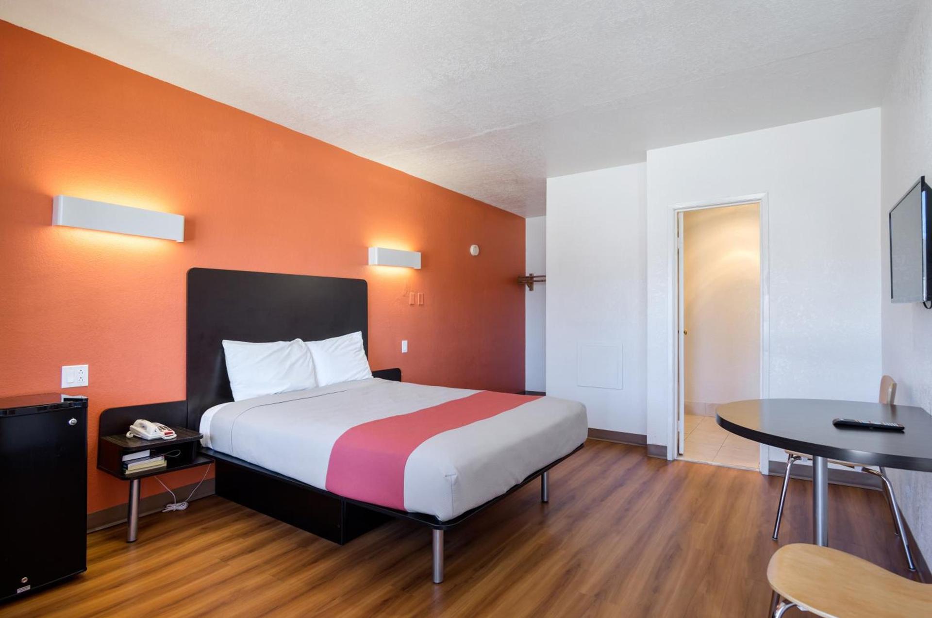 Motel 6-Santa Fe, NM - Downtown photo 8