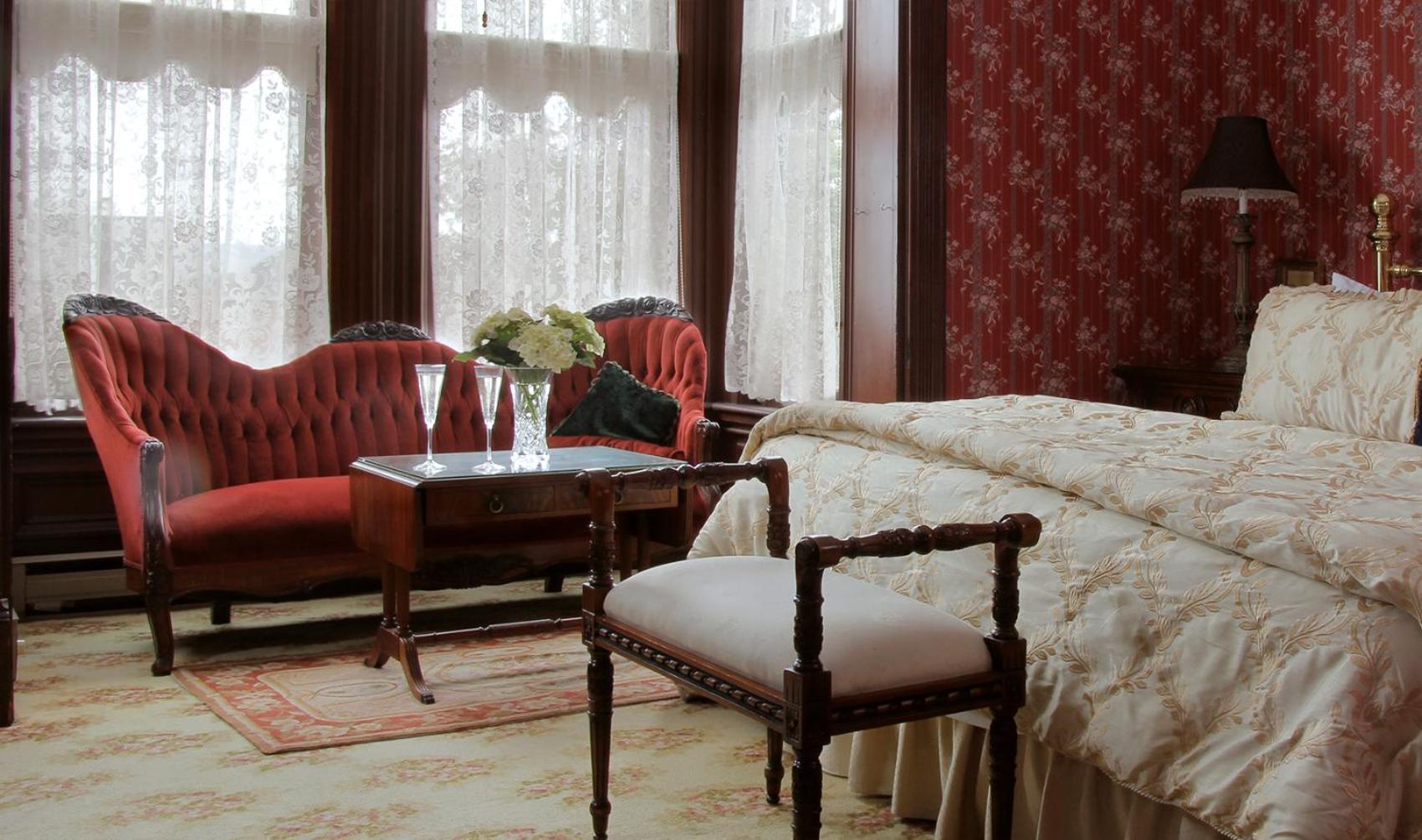 Victorian Inn photo 53
