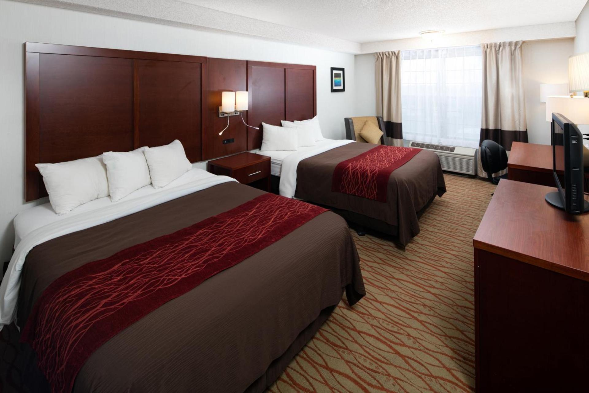Red Lion Inn & Suites Auburn photo 5