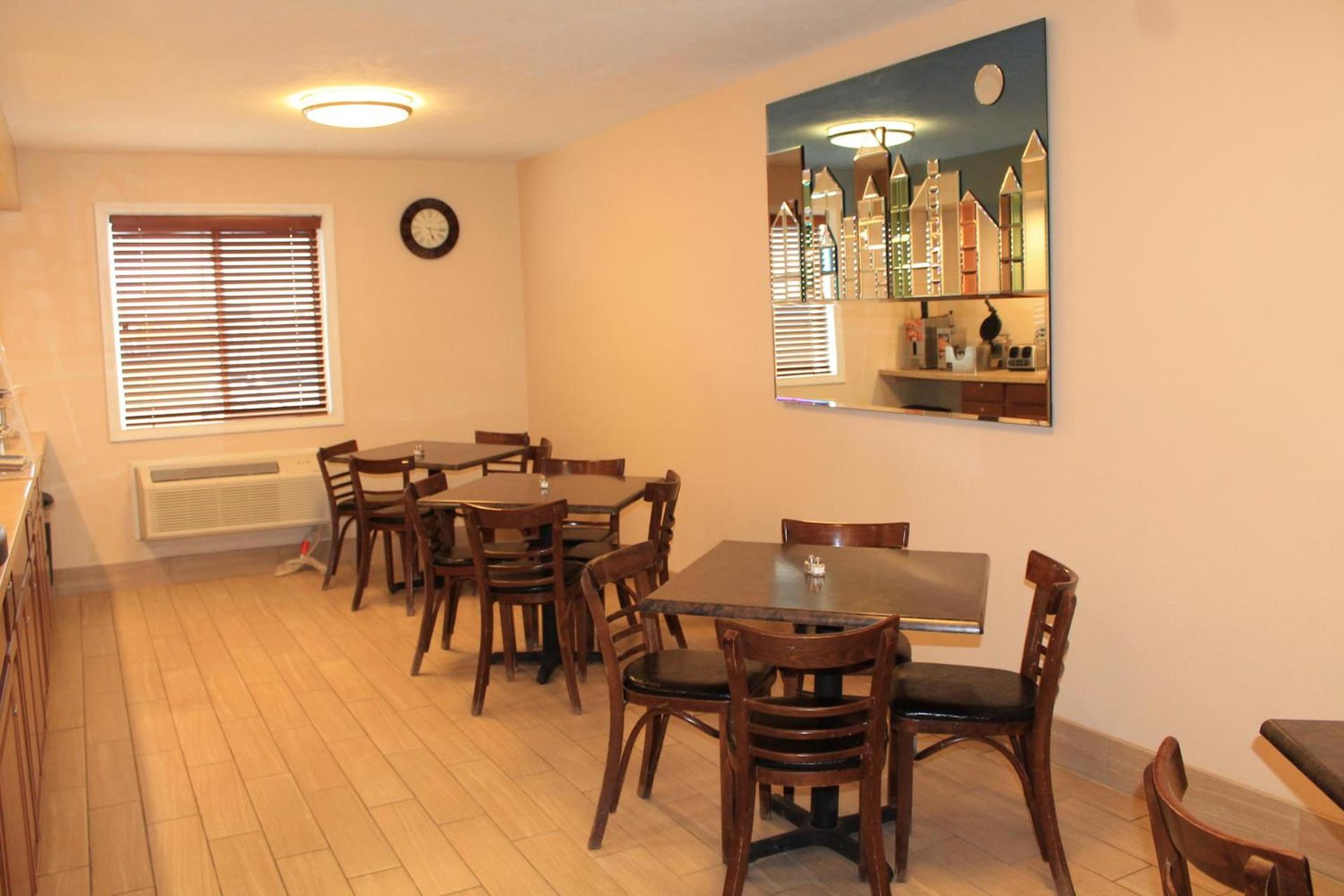 Eco-Lux Inn Norfolk photo 37