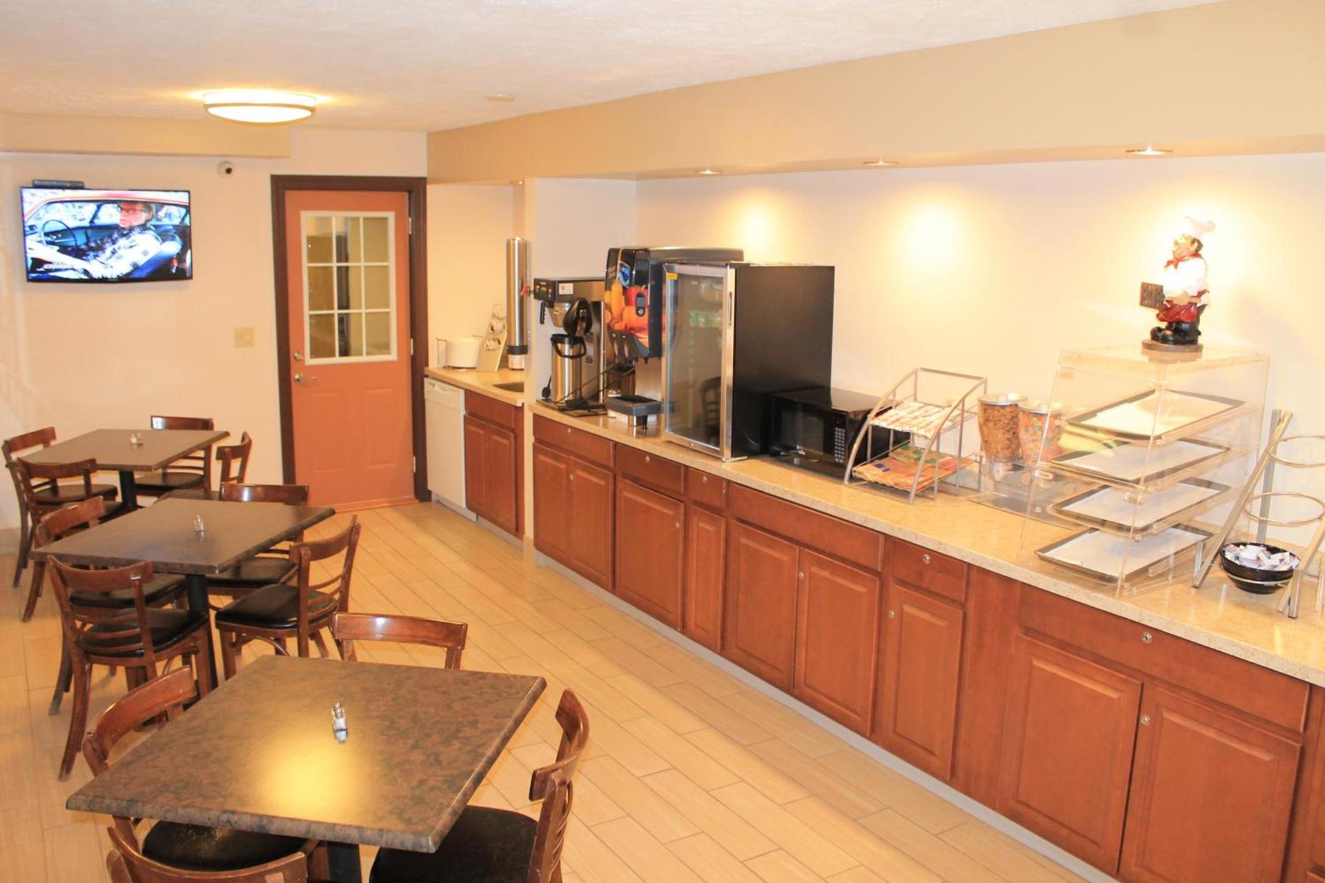 Eco-Lux Inn Norfolk photo 39