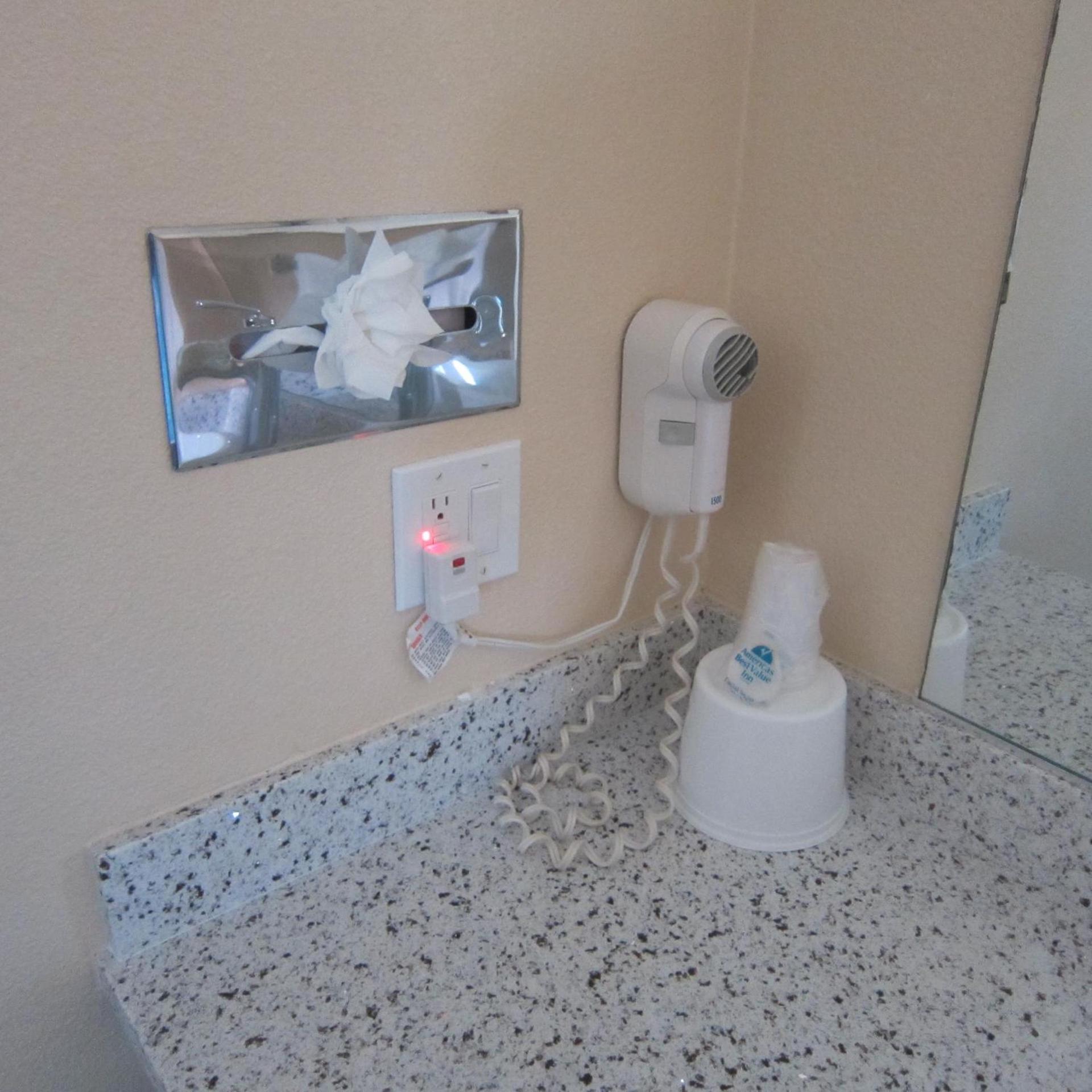 Pacific Best Inn photo 33