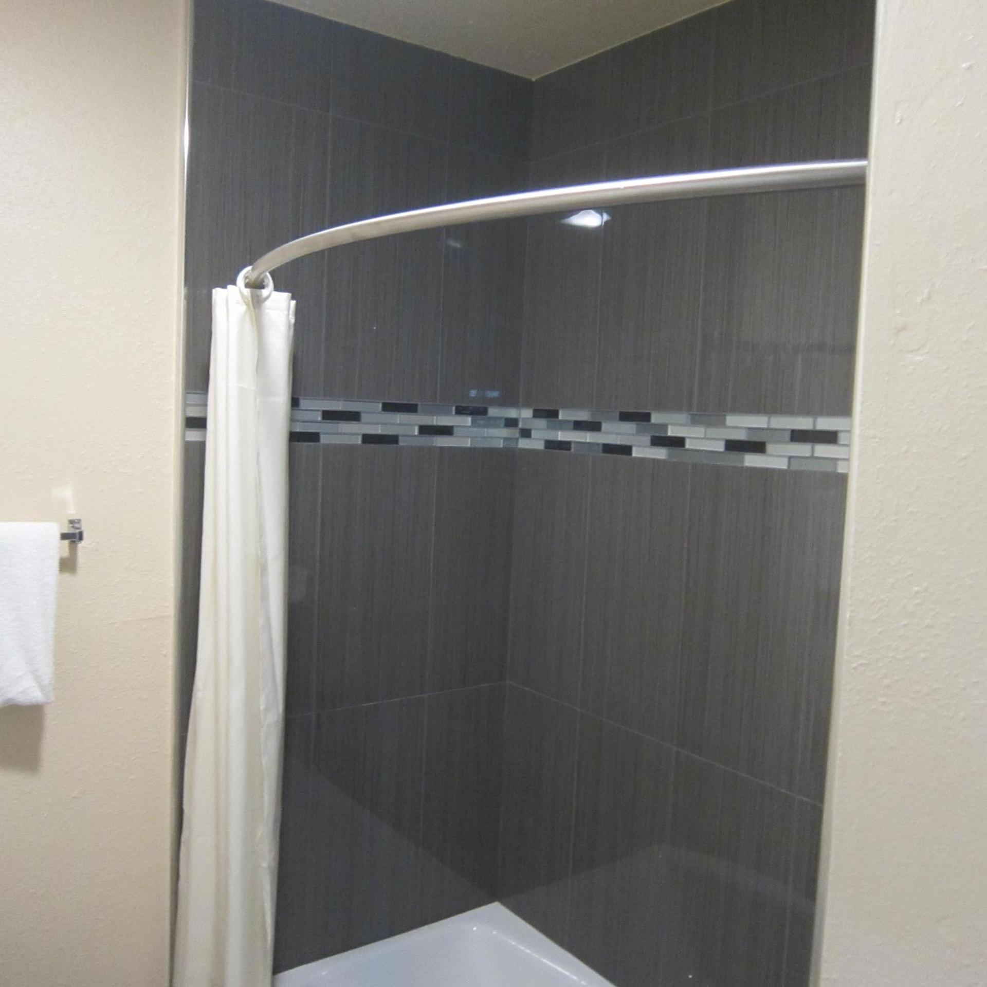Pacific Best Inn photo 32