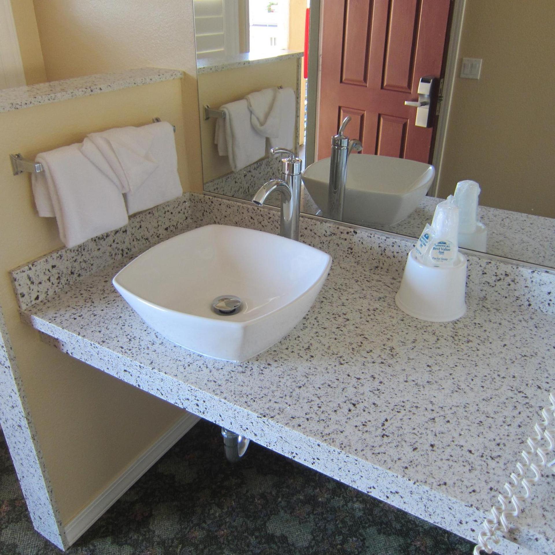 Pacific Best Inn photo 21