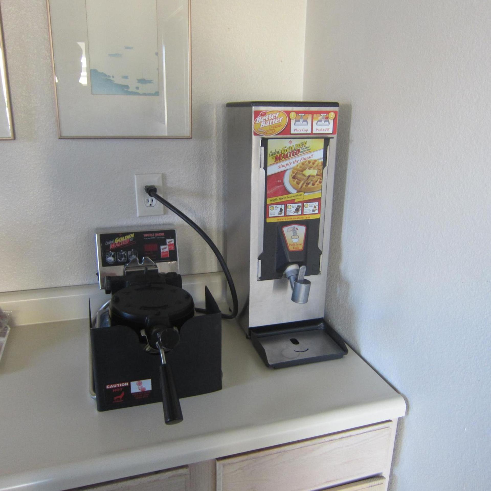 Pacific Best Inn photo 16