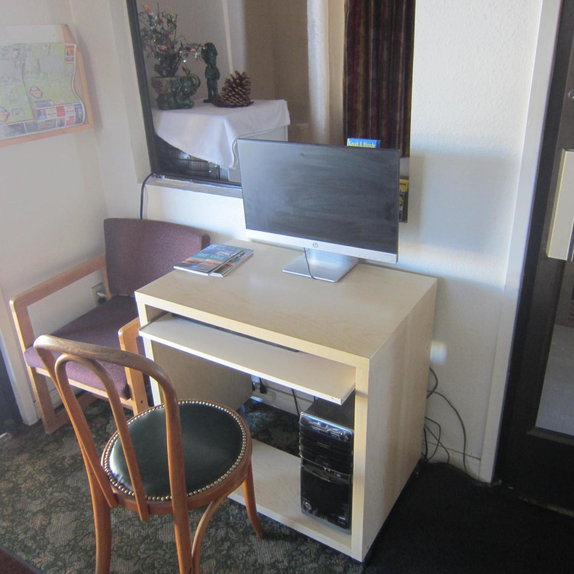 Pacific Best Inn photo 14