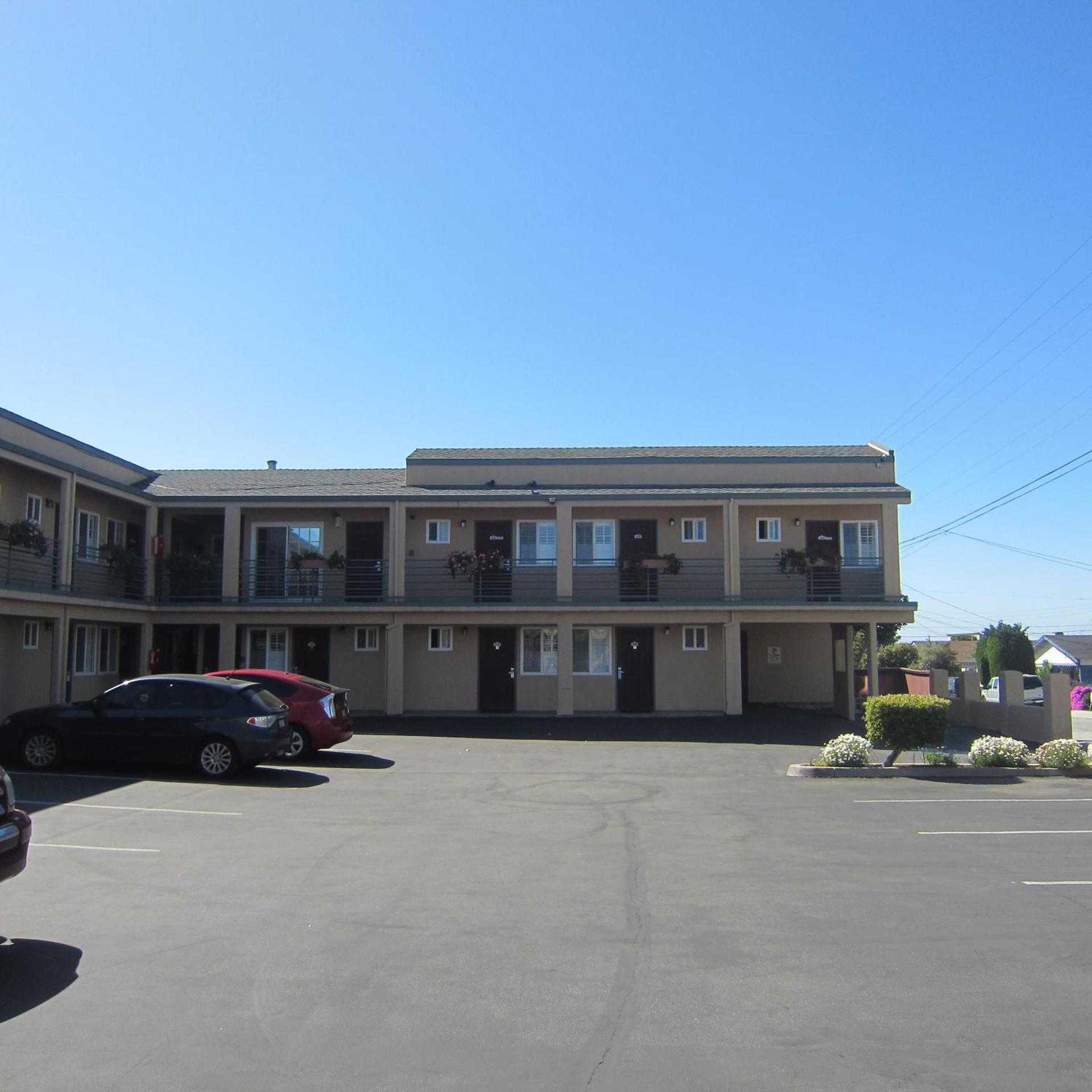 Pacific Best Inn photo 13