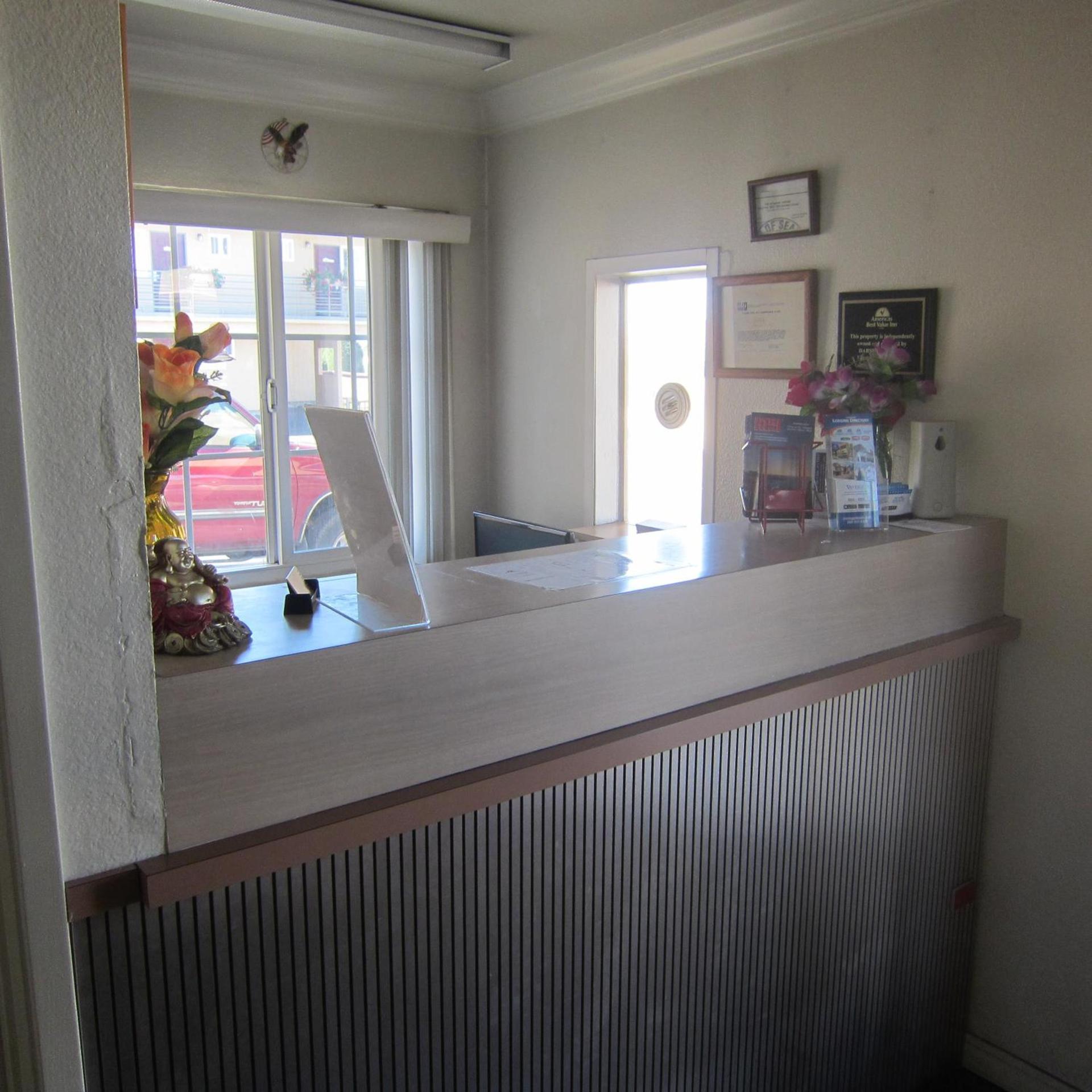 Pacific Best Inn photo 12