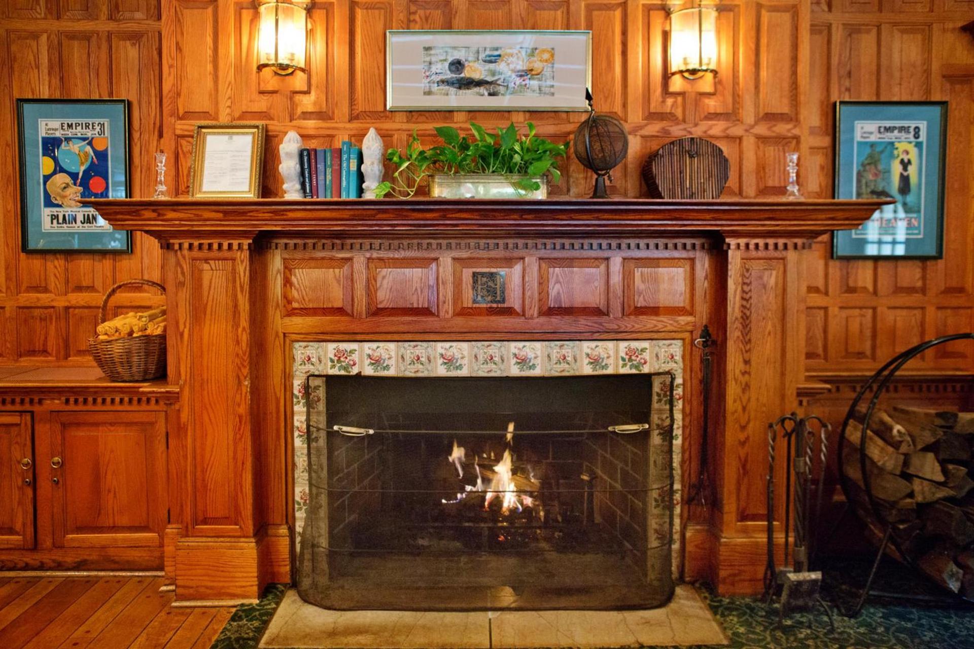 Hawthorne Hotel photo 13