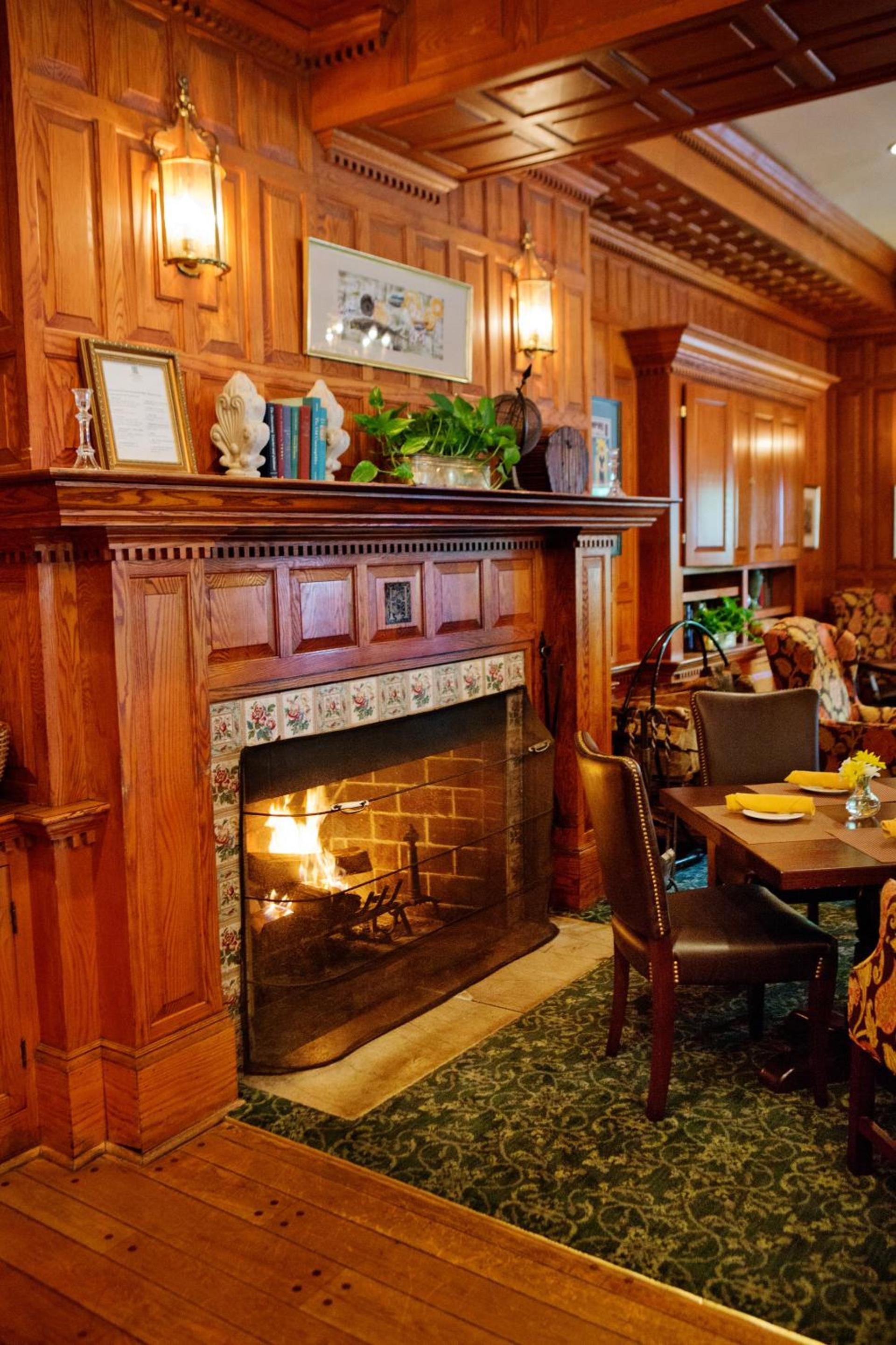 Hawthorne Hotel photo 8