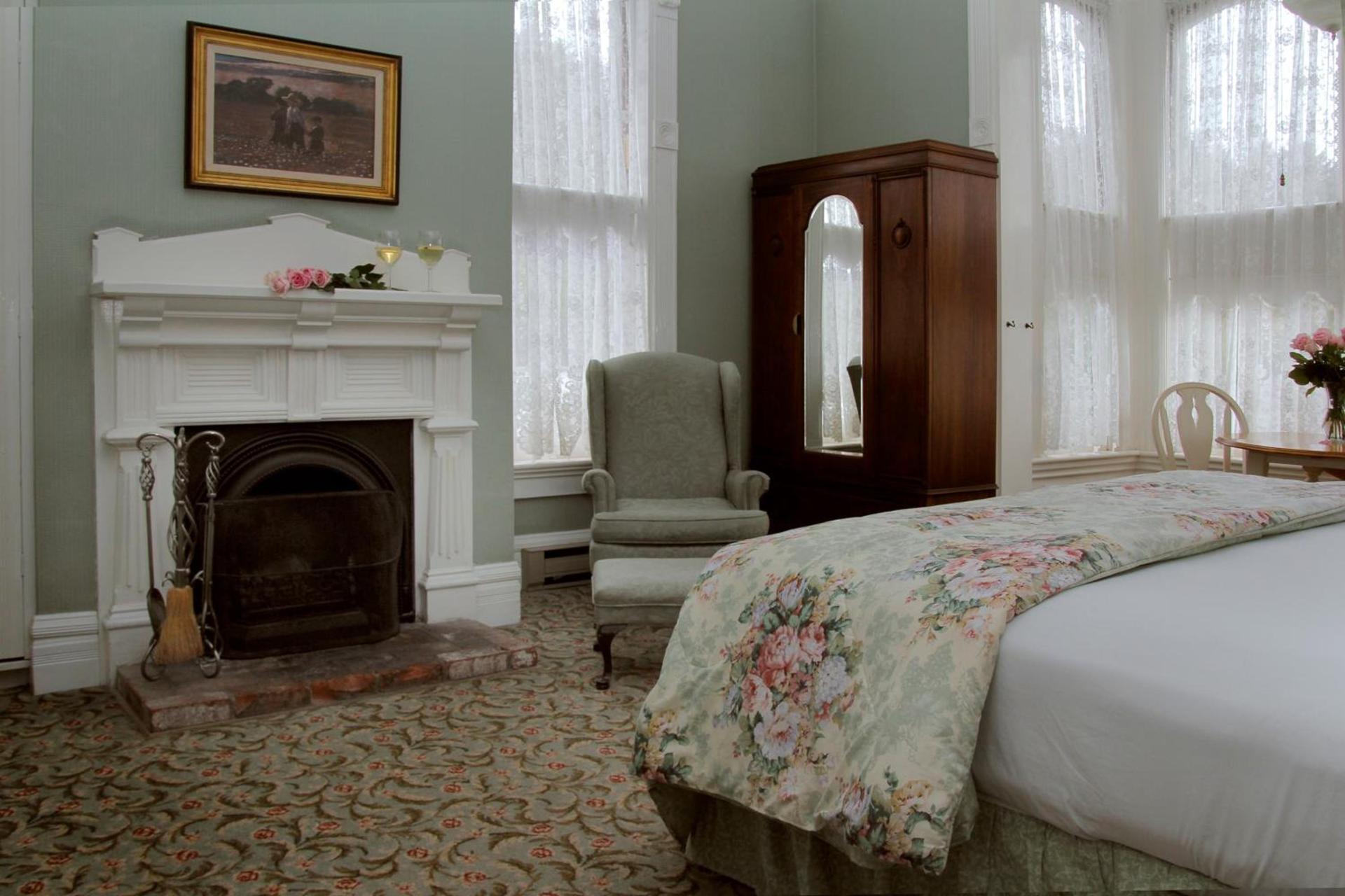 Victorian Inn photo 46