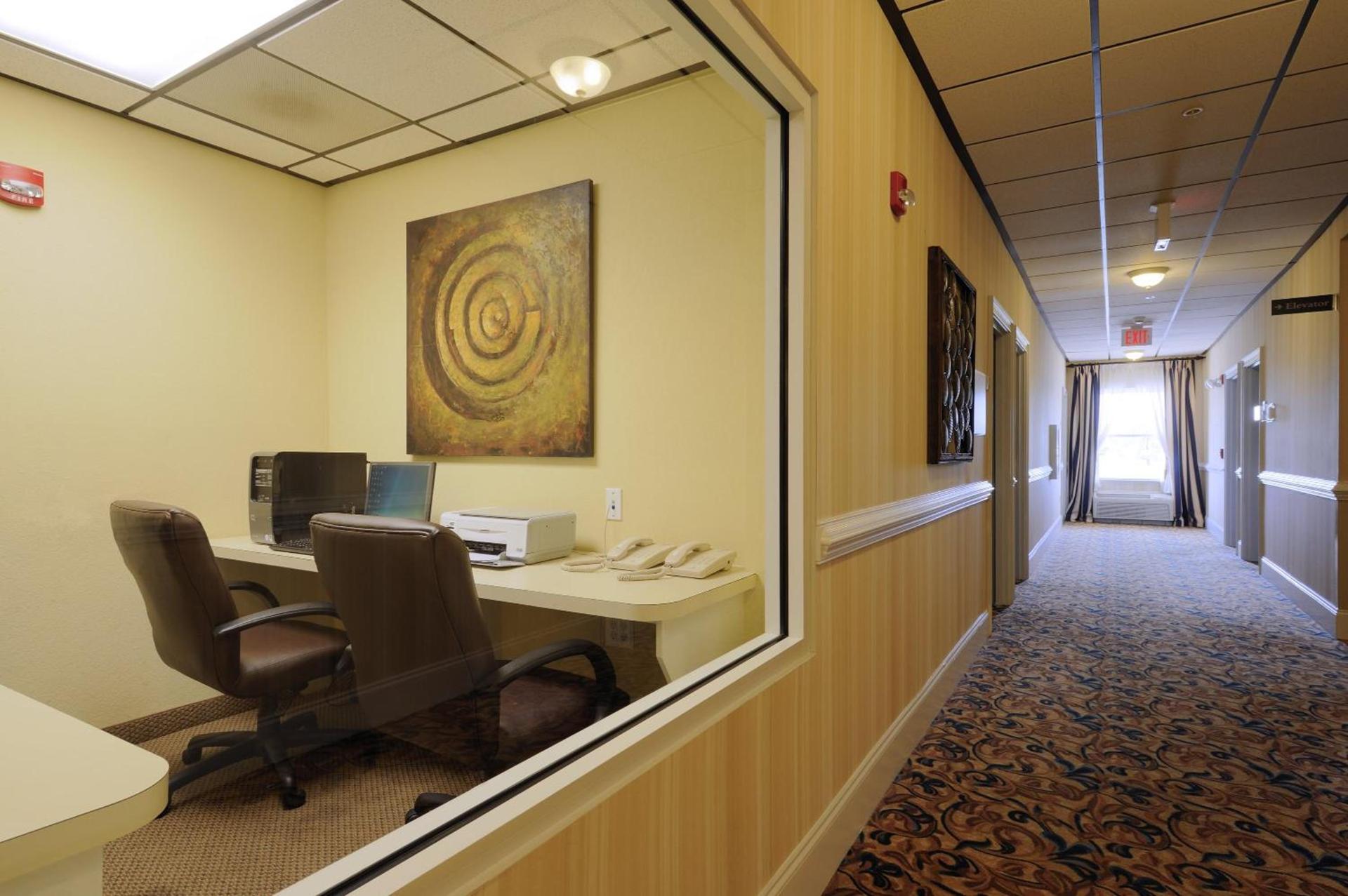 Spark by Hilton Orangeburg photo 11