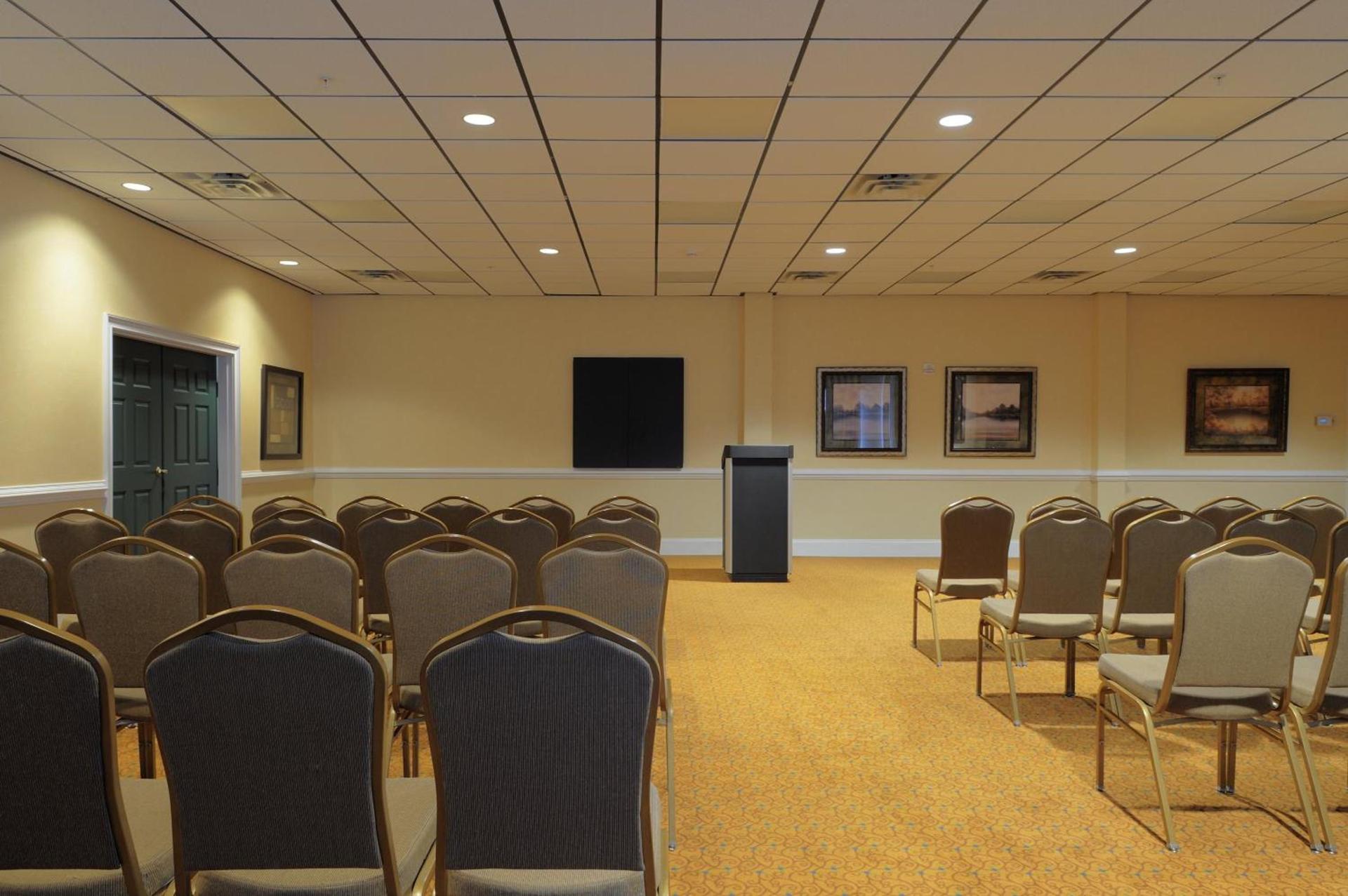 Spark by Hilton Orangeburg photo 10