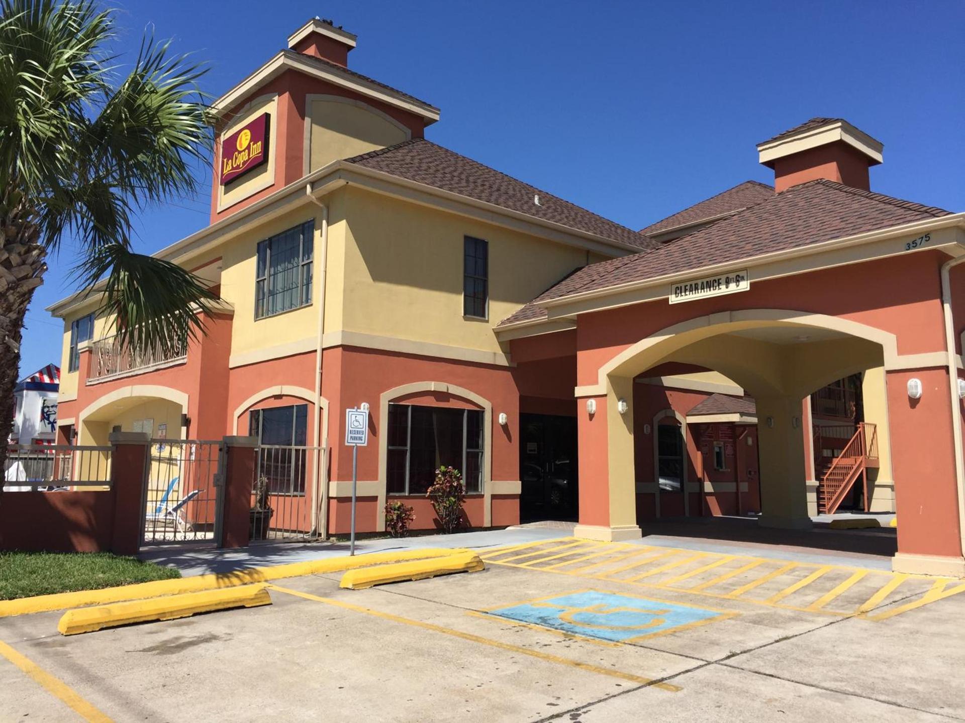 La Copa Inn Brownsville photo 3