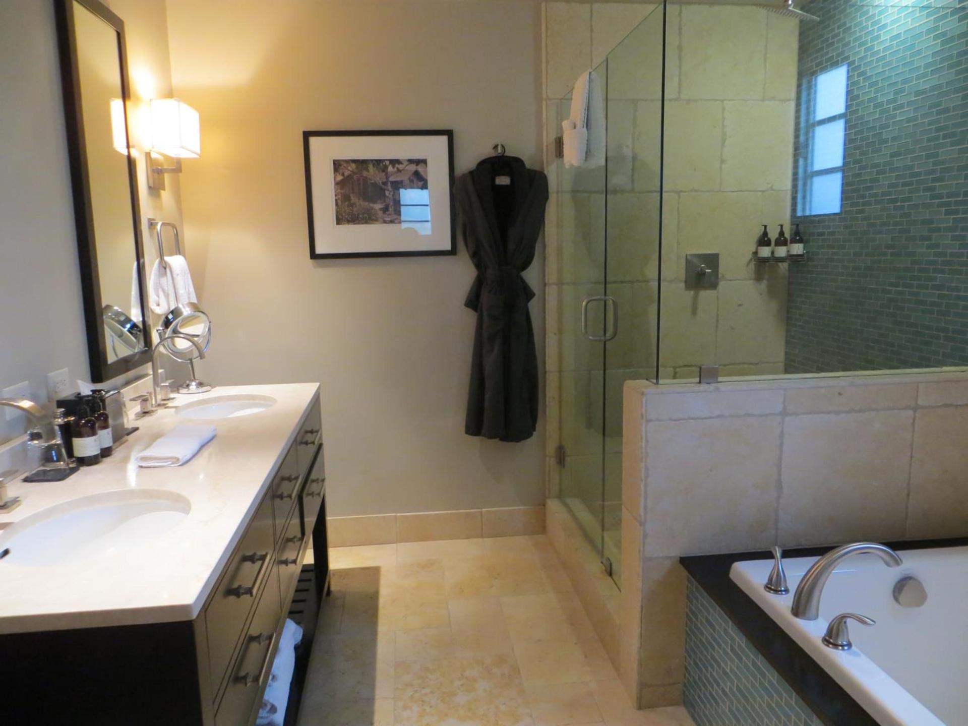 North Block Hotel photo 24