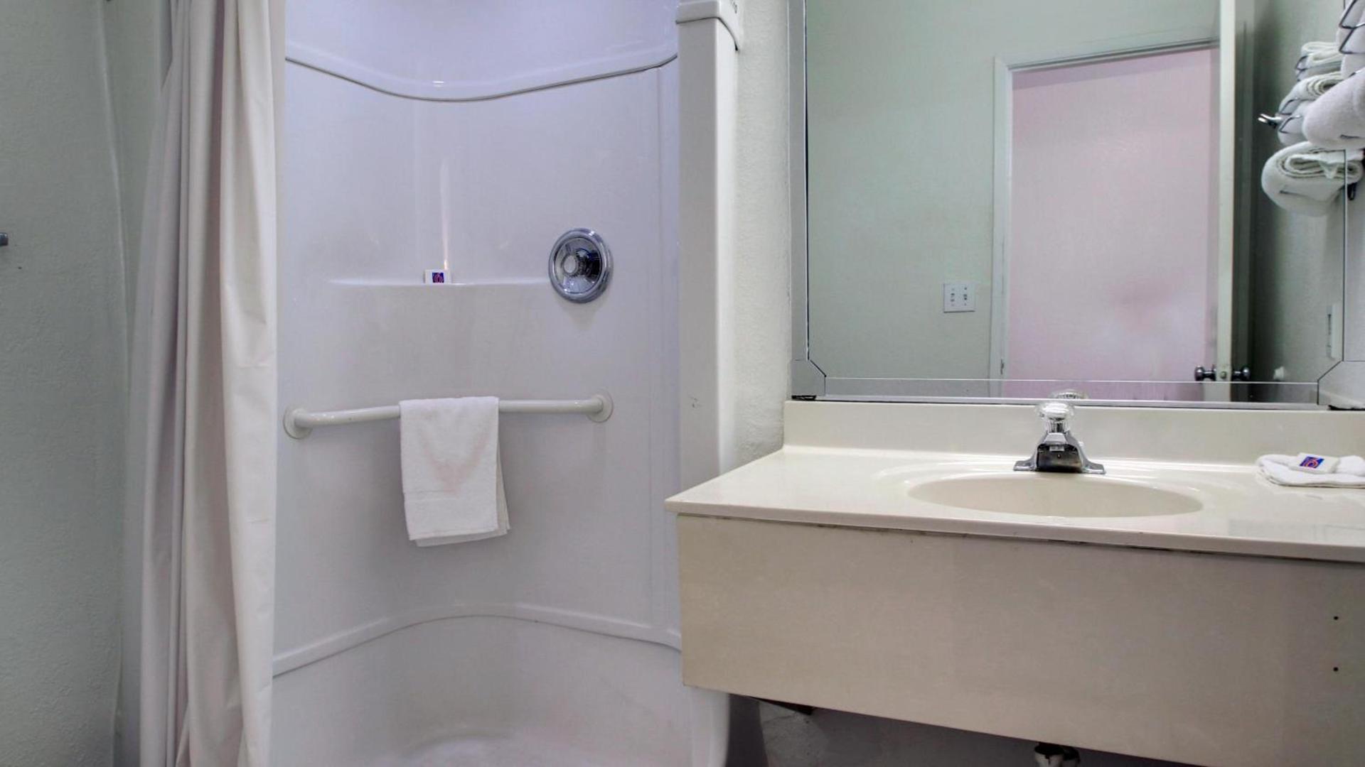 Motel 6-Normal, IL - Bloomington Area photo 16