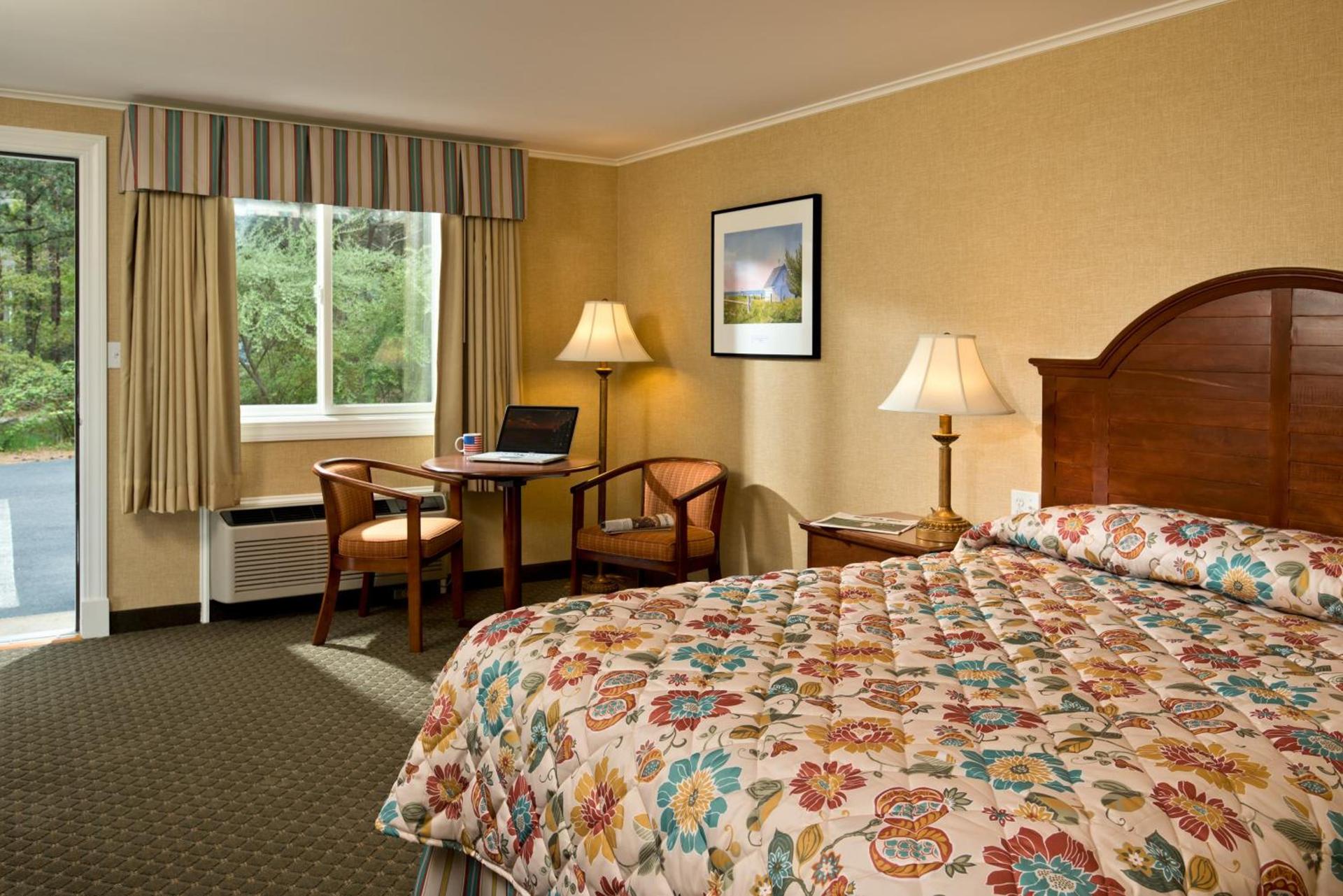 Wellfleet Lodge photo 18