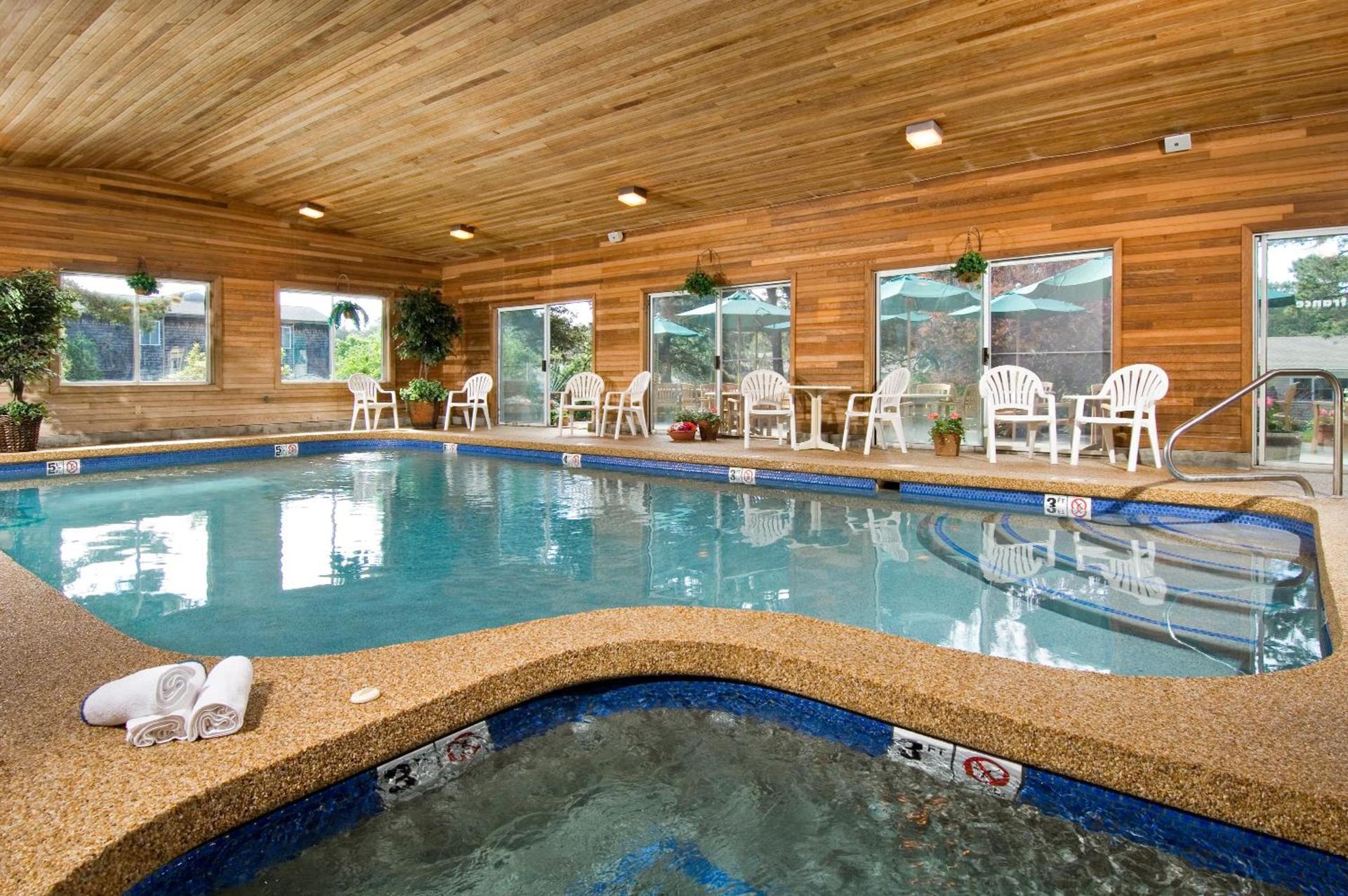 Wellfleet Lodge photo 22
