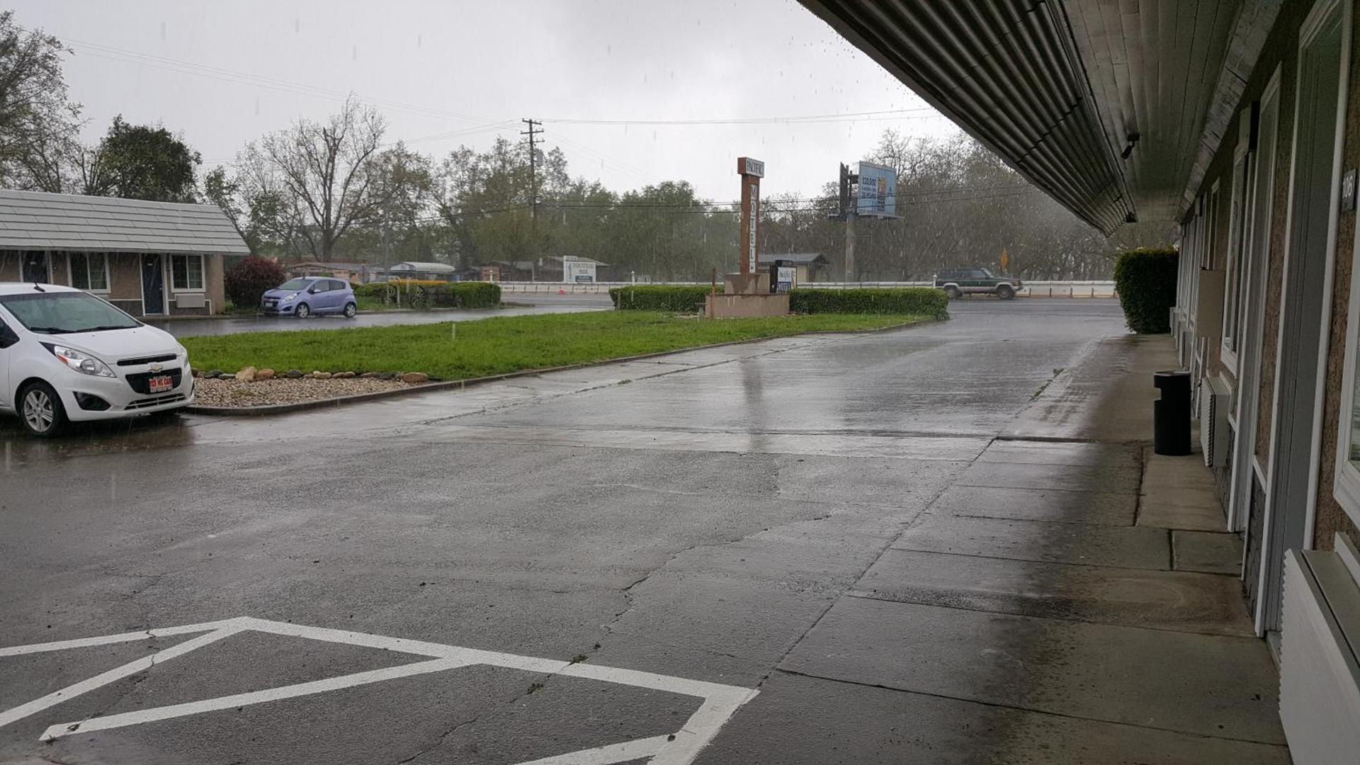Pacific Motel photo 80