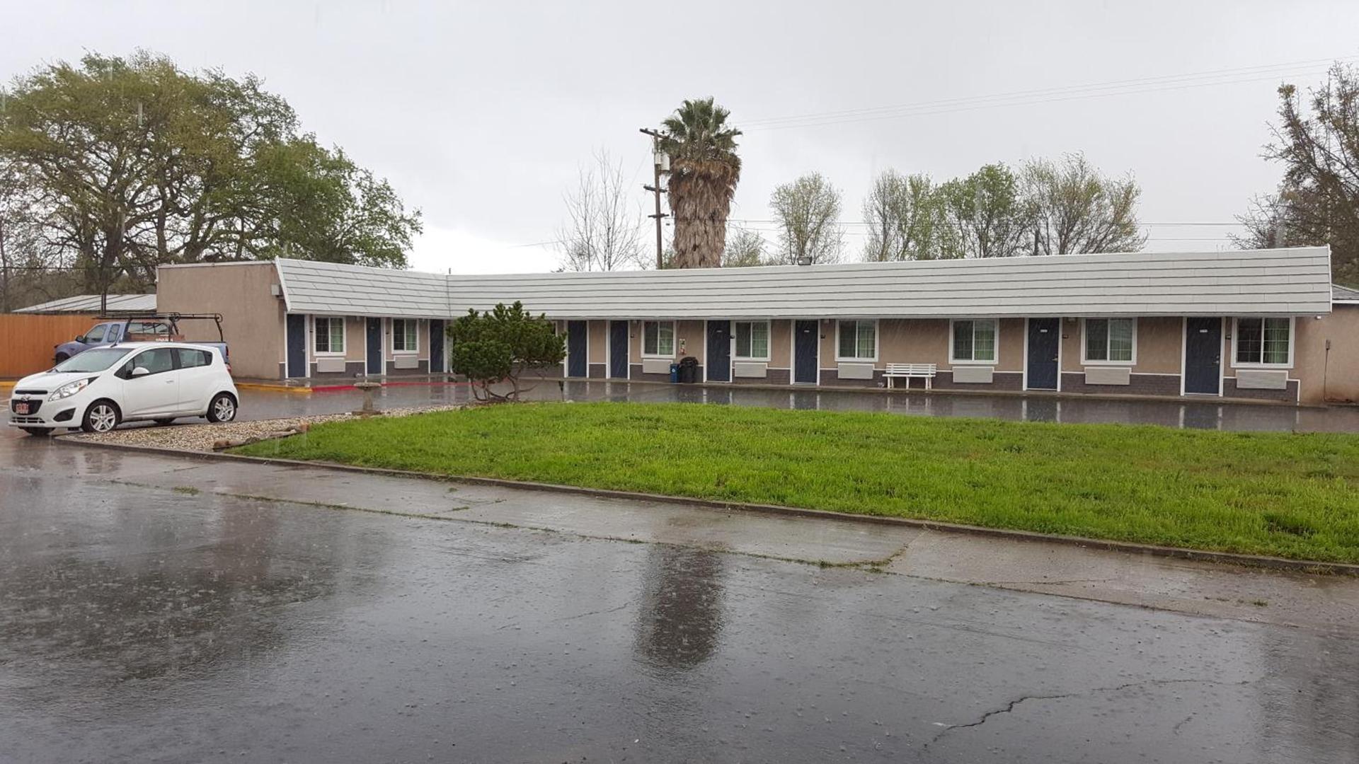 Pacific Motel photo 82