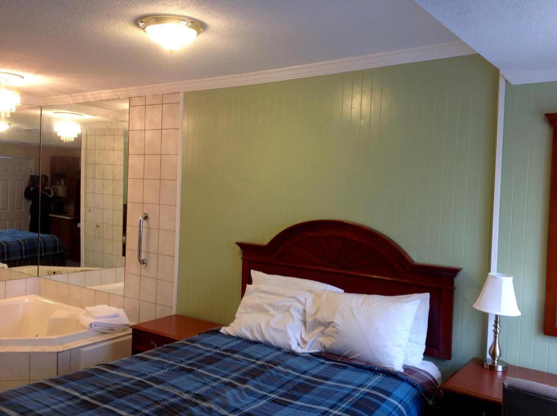 Relax Inn photo 32