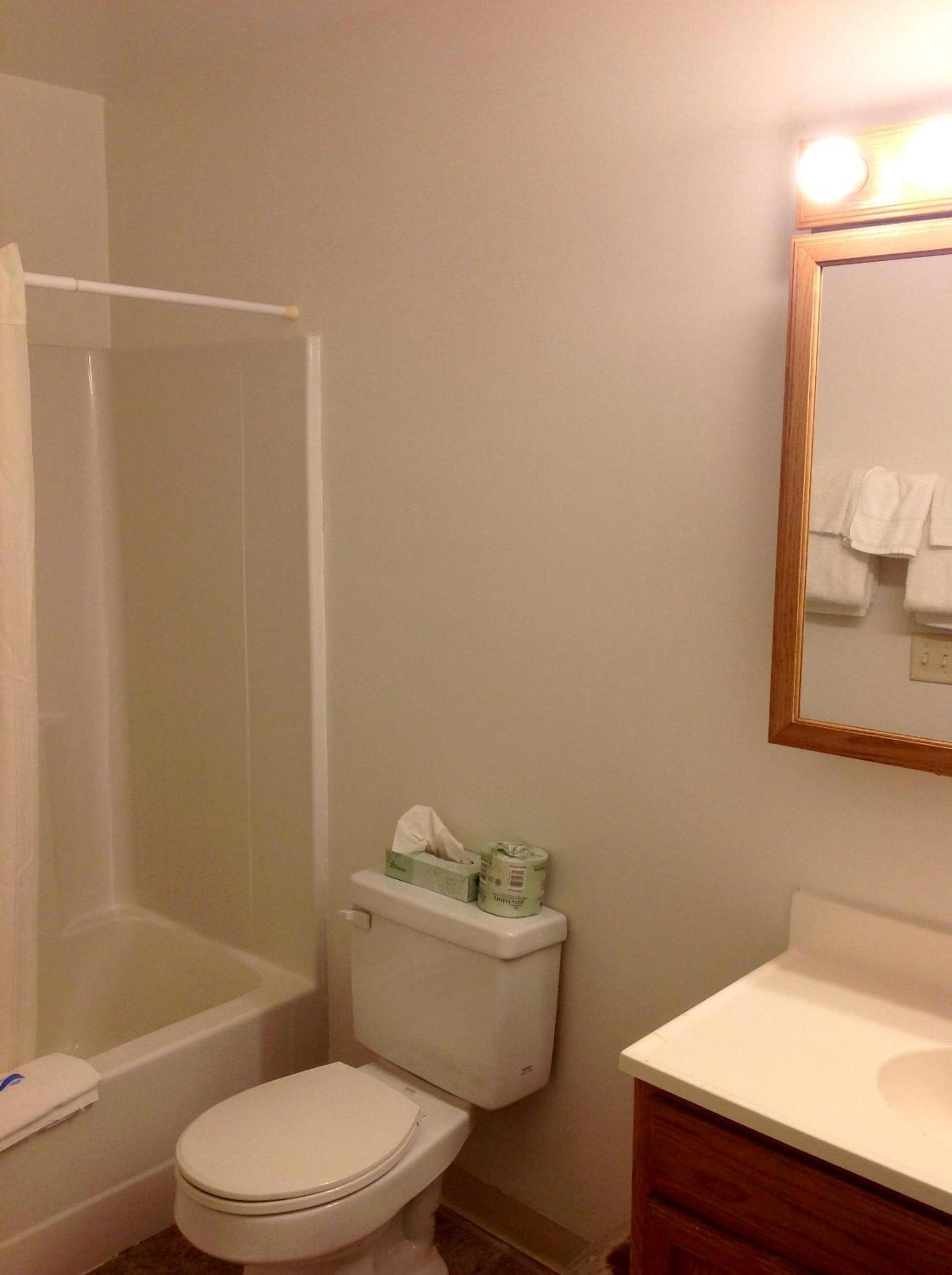 Relax Inn photo 37
