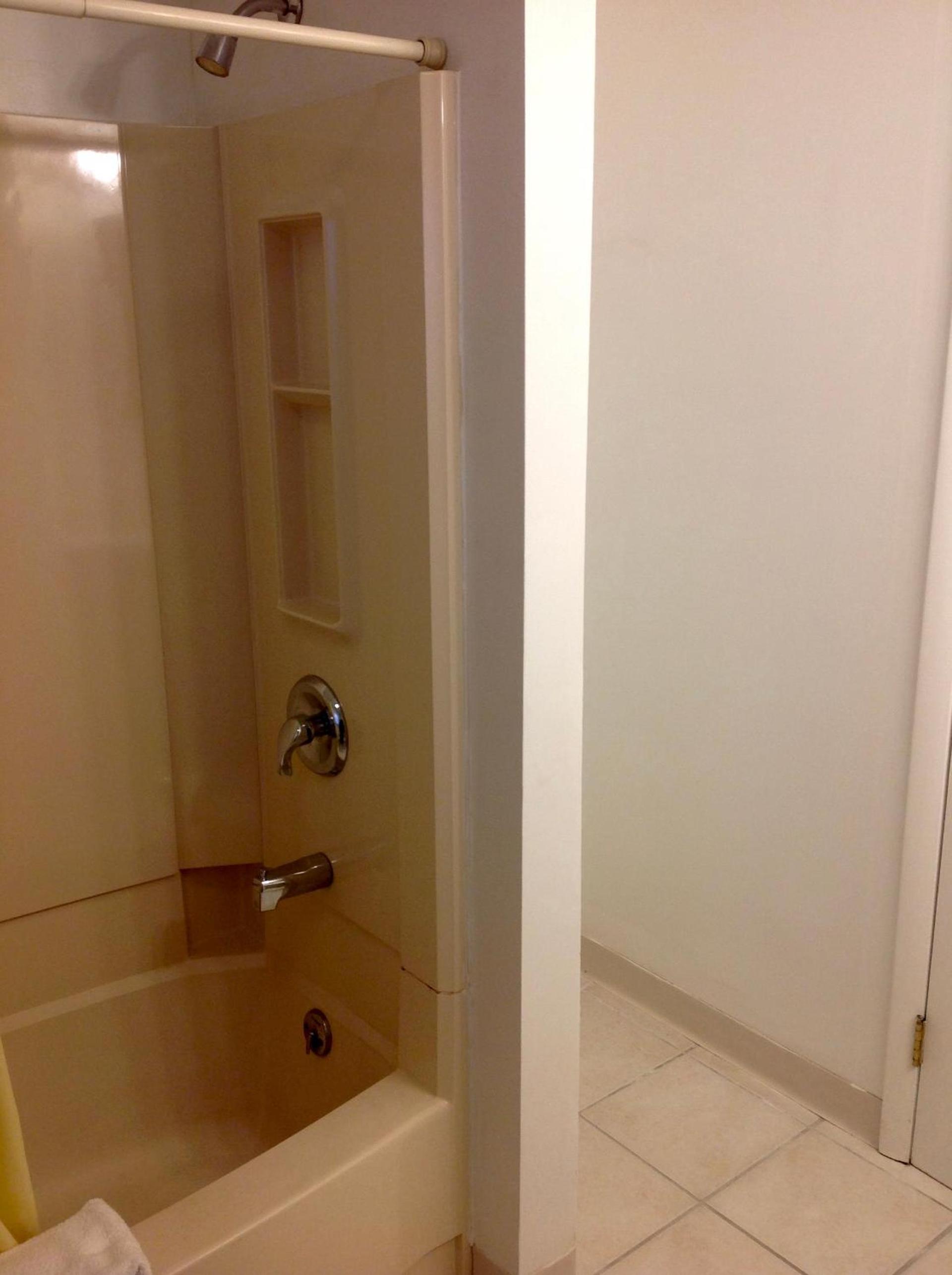 Relax Inn photo 41