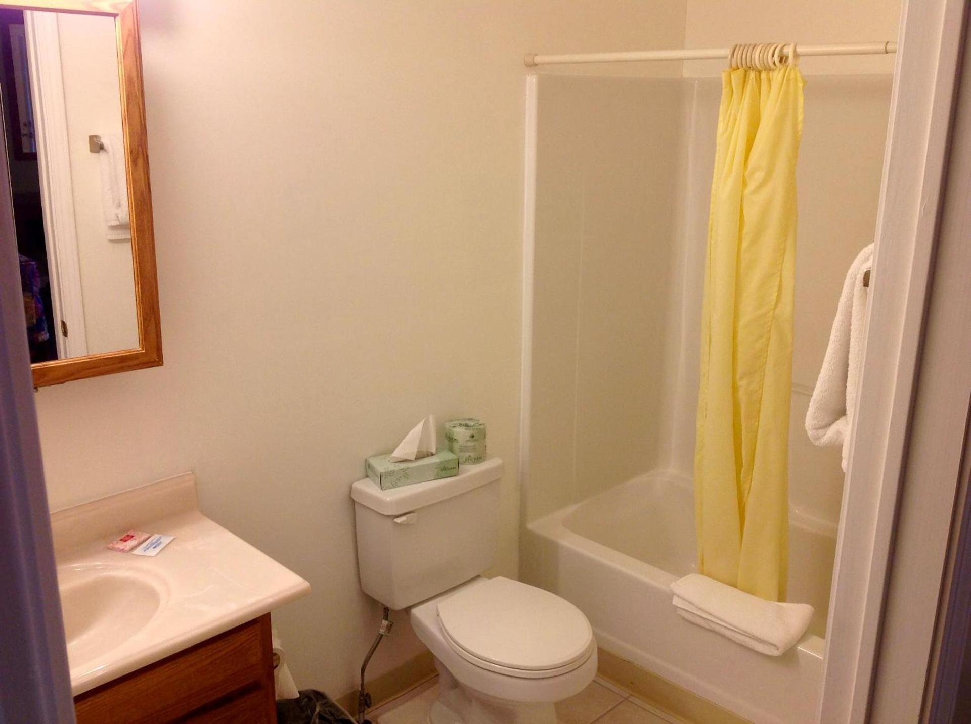 Relax Inn photo 44