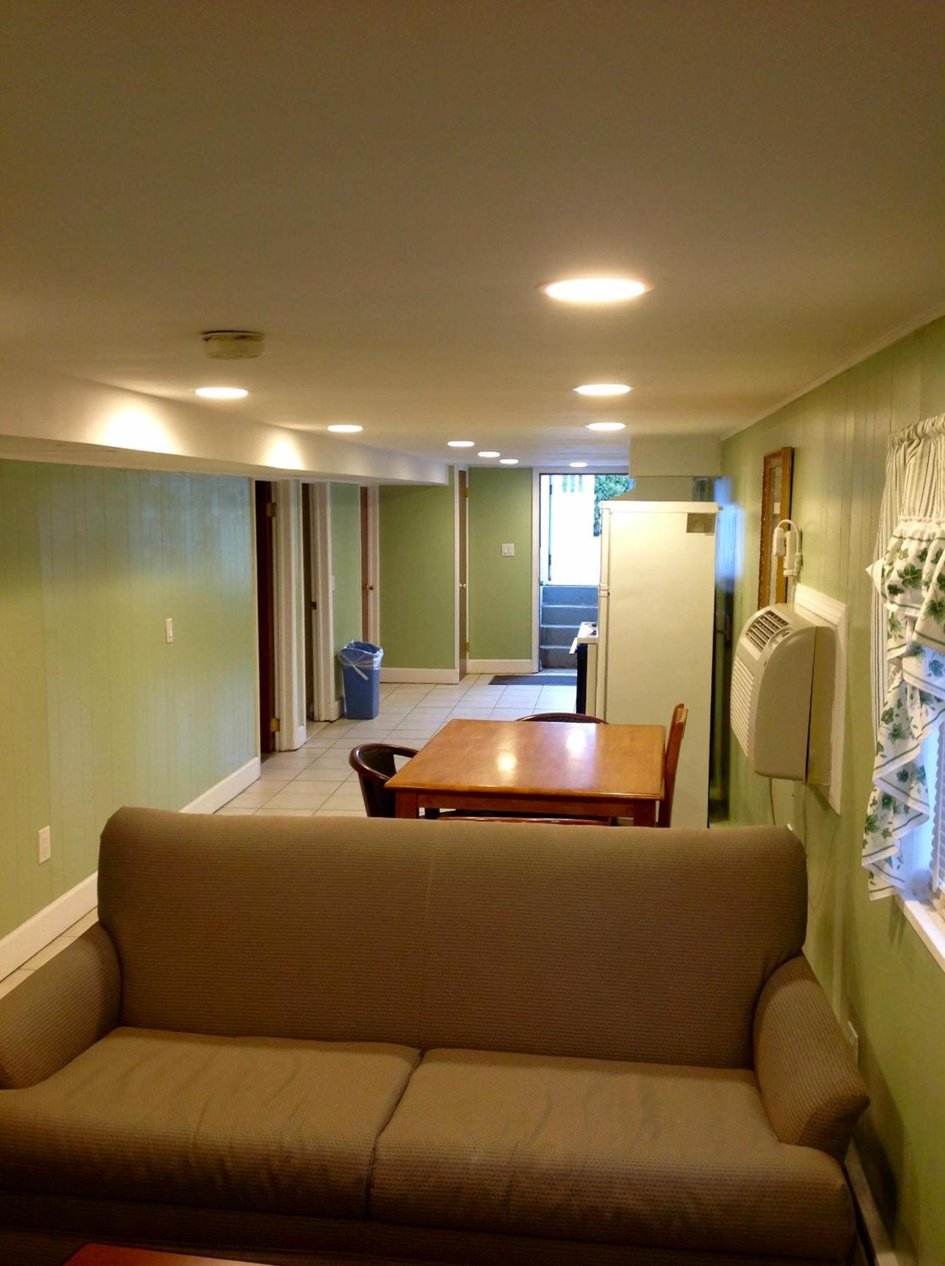 Relax Inn photo 50