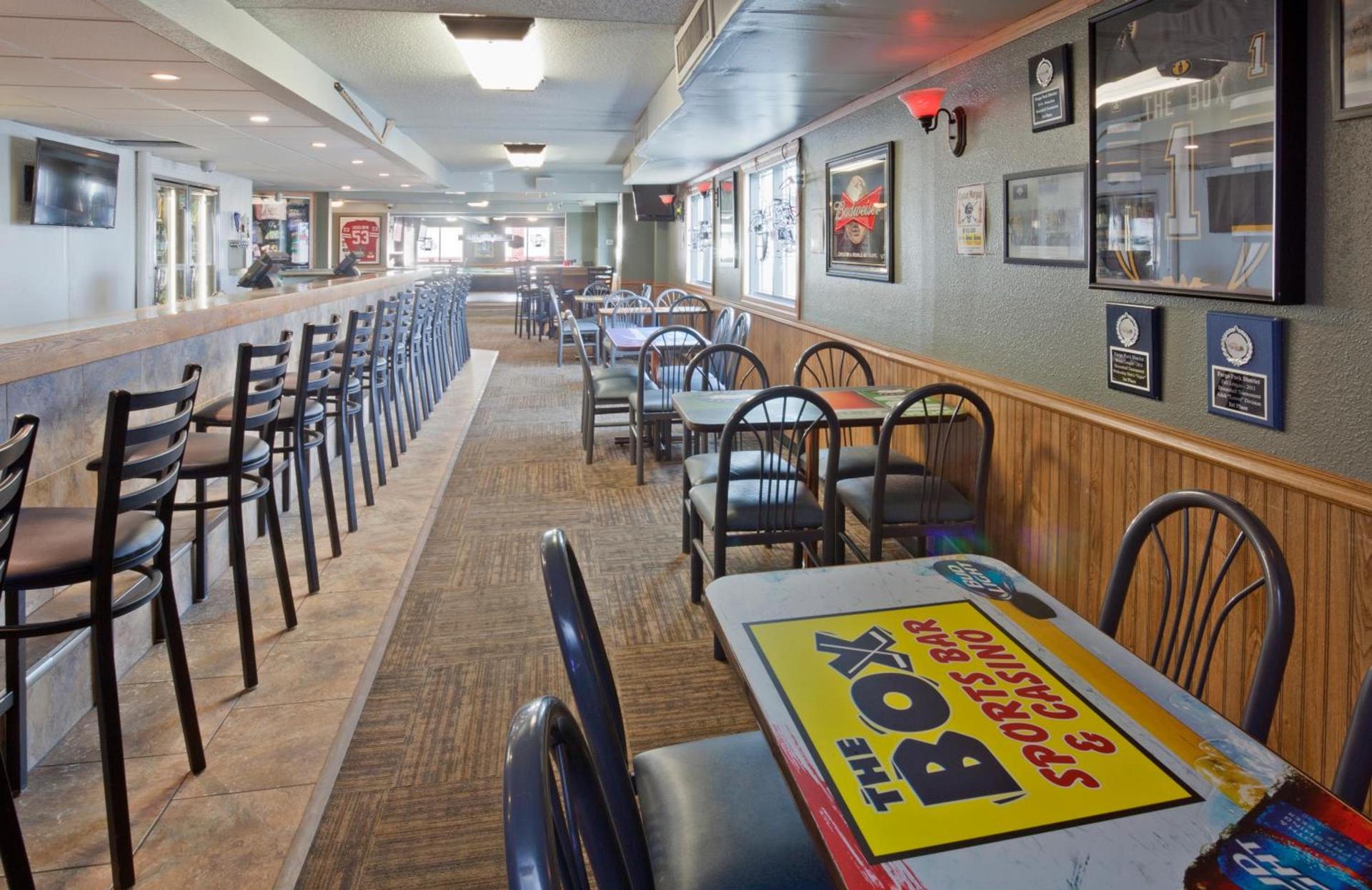 Fargo Inn and Suites photo 19