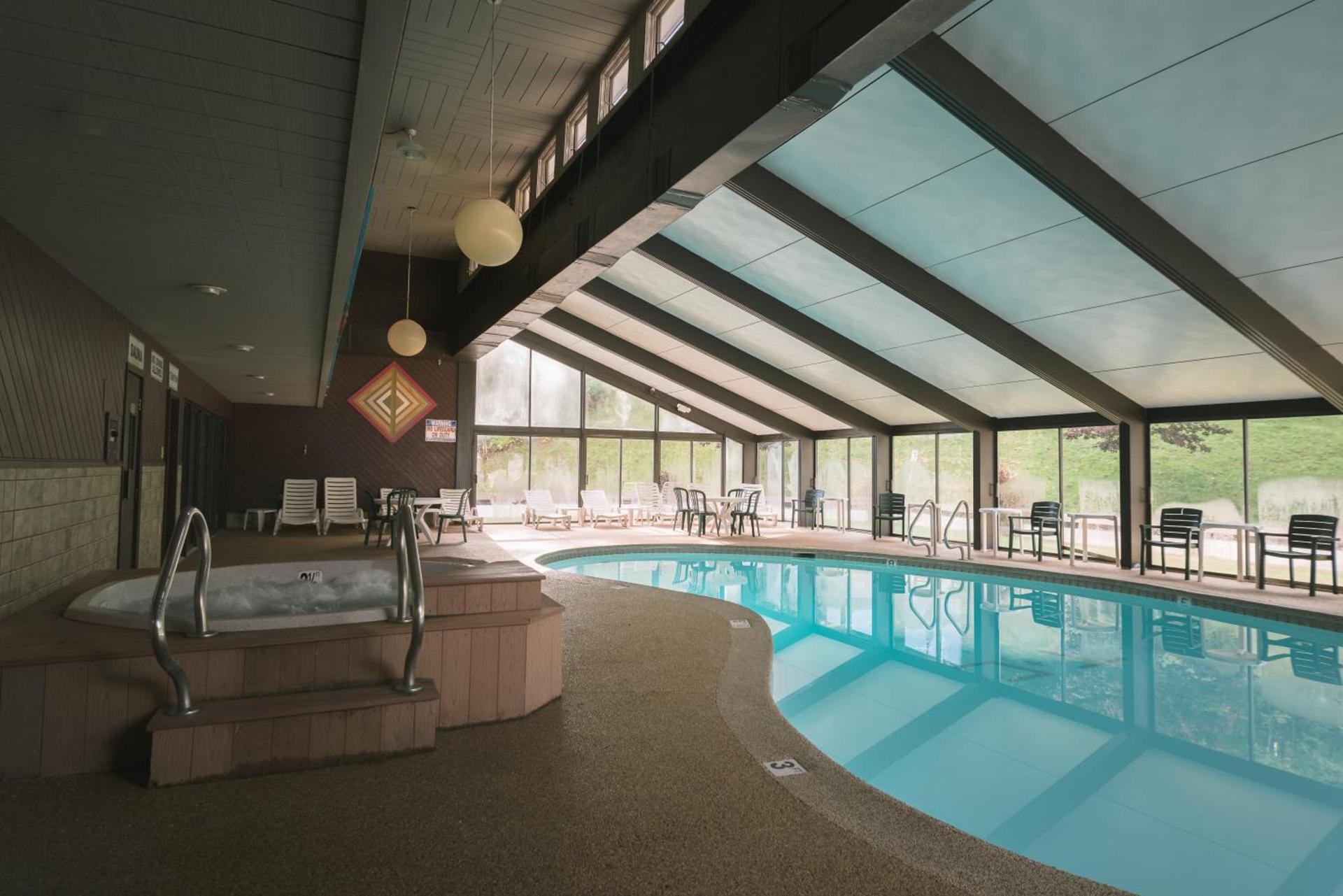 Town & Country Inn & Resort photo 26