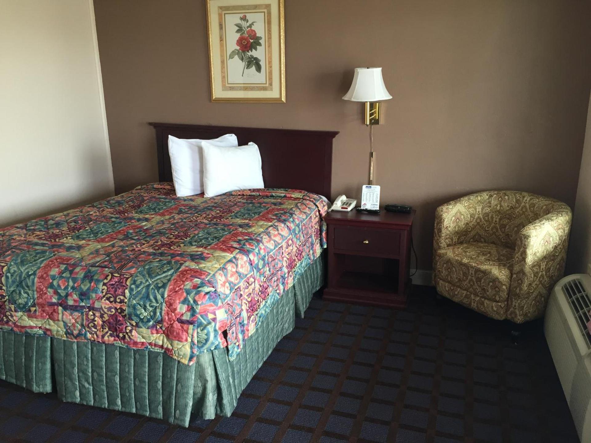 Eldon Inn photo 24