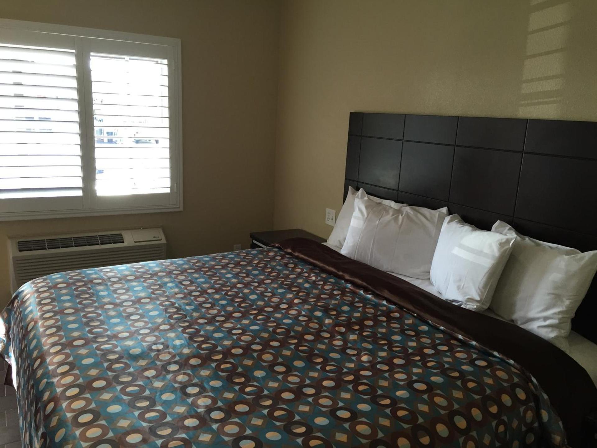 Berkshire Motor Hotel photo 29