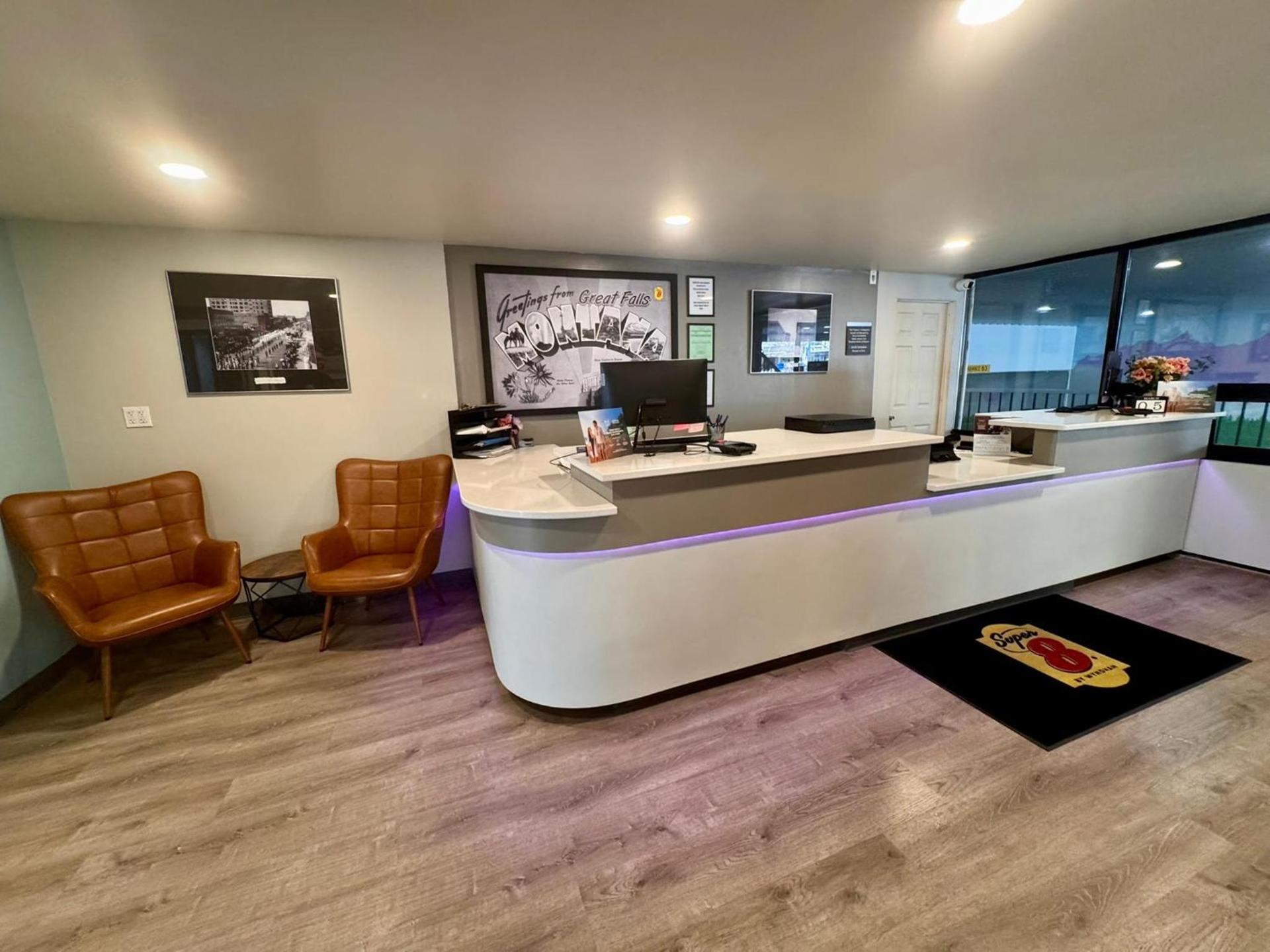 Super 8 by Wyndham Great Falls City Center photo 13