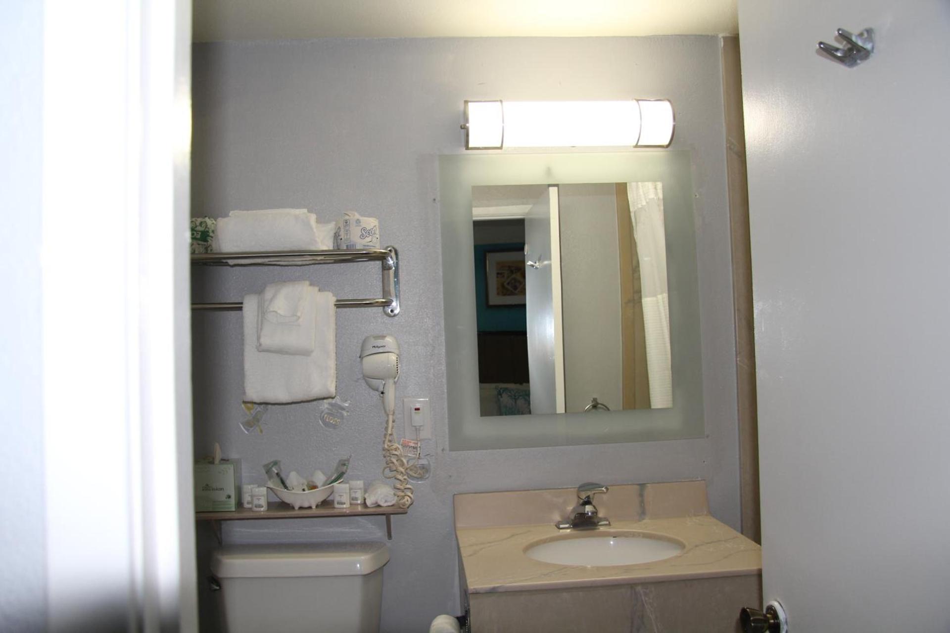 Naval Suites by FairBridge photo 43