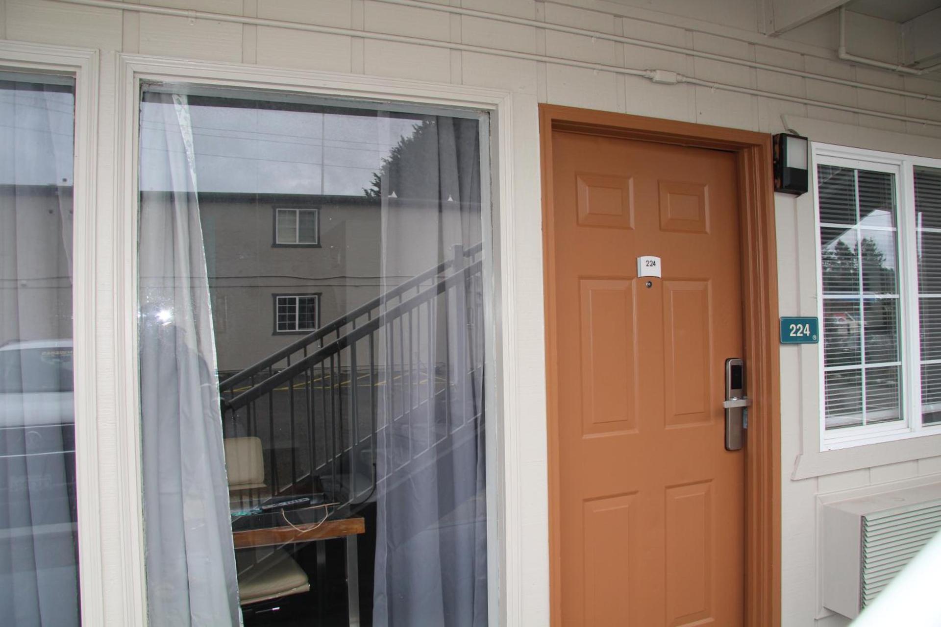 Naval Suites by FairBridge photo 2
