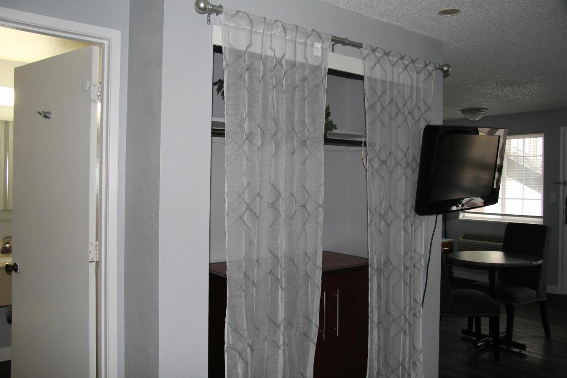Naval Suites by FairBridge photo 29