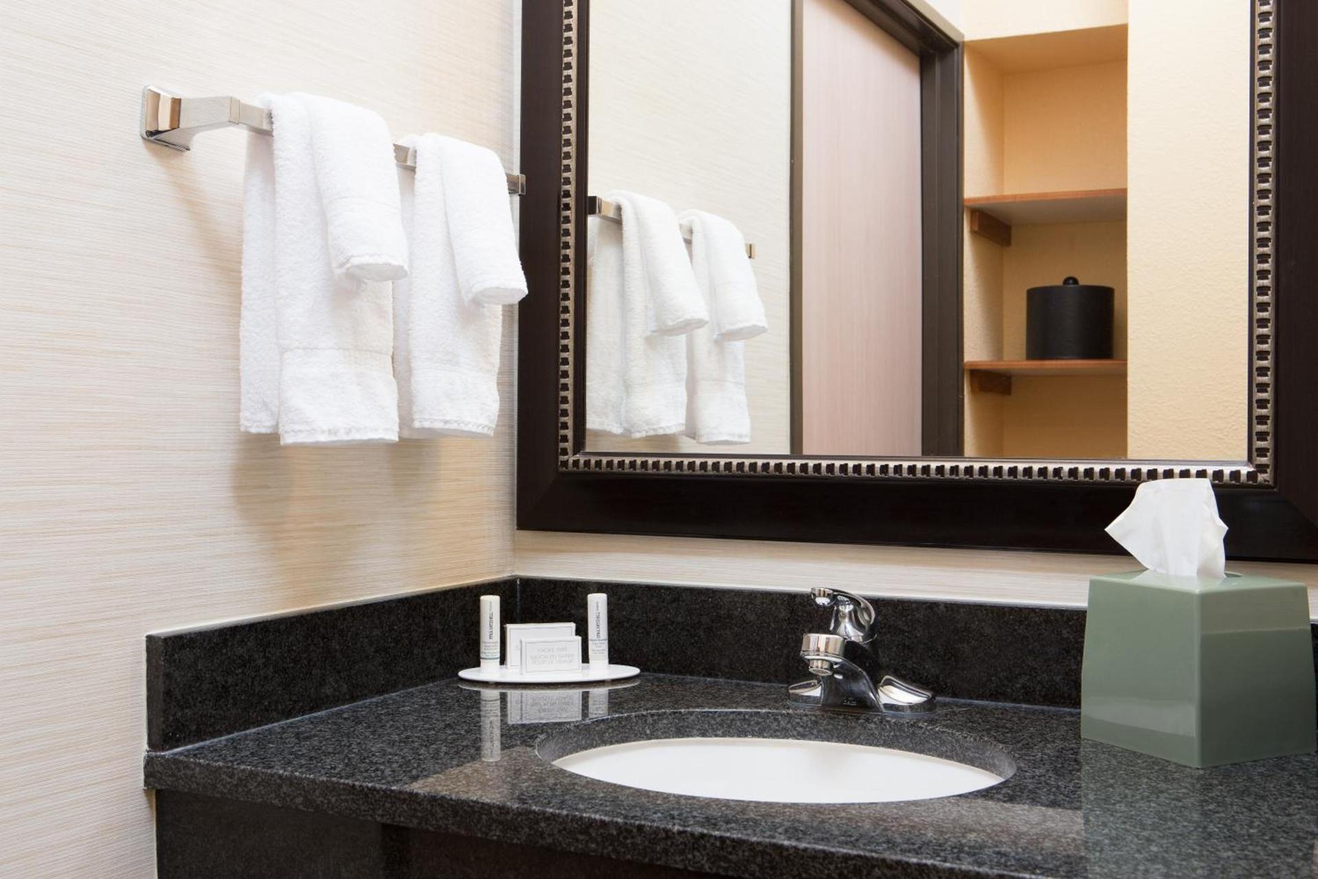 Comfort Inn & Suites Olathe - Kansas City photo 31
