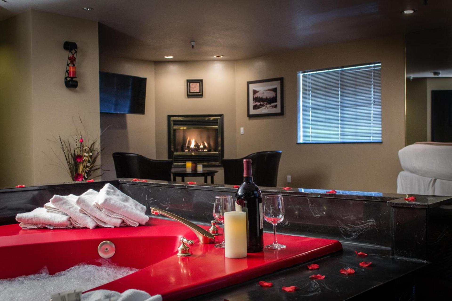 Postmarc Hotel and Spa Suites photo 40