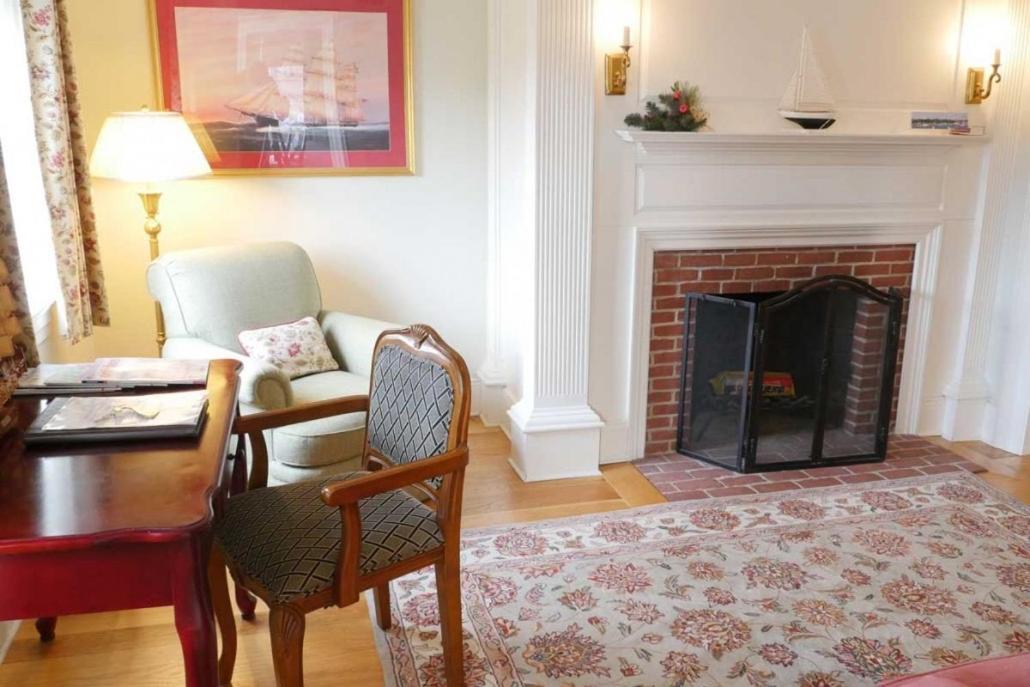 Compass Rose Inn photo 12