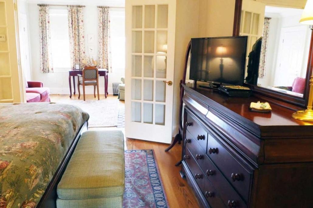 Compass Rose Inn photo 32