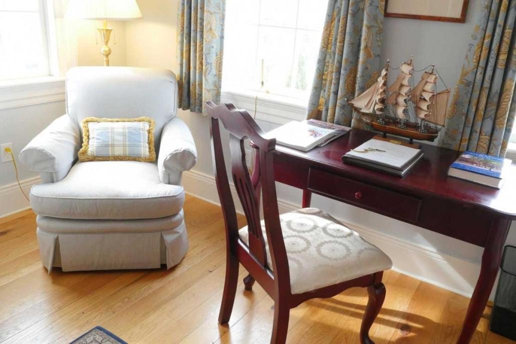 Compass Rose Inn photo 33