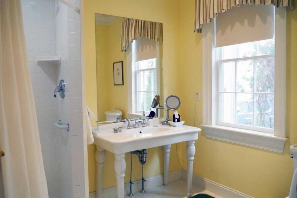 Compass Rose Inn photo 36