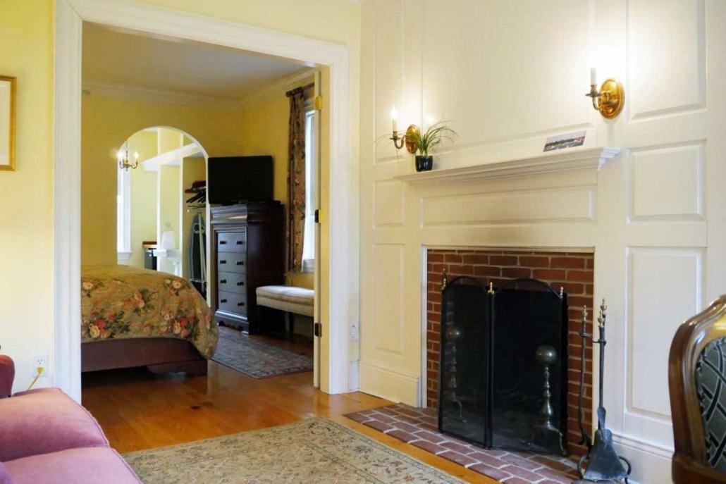 Compass Rose Inn photo 37