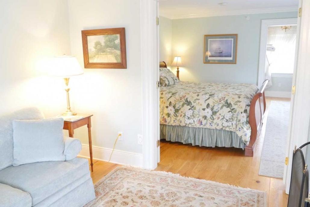 Compass Rose Inn photo 11