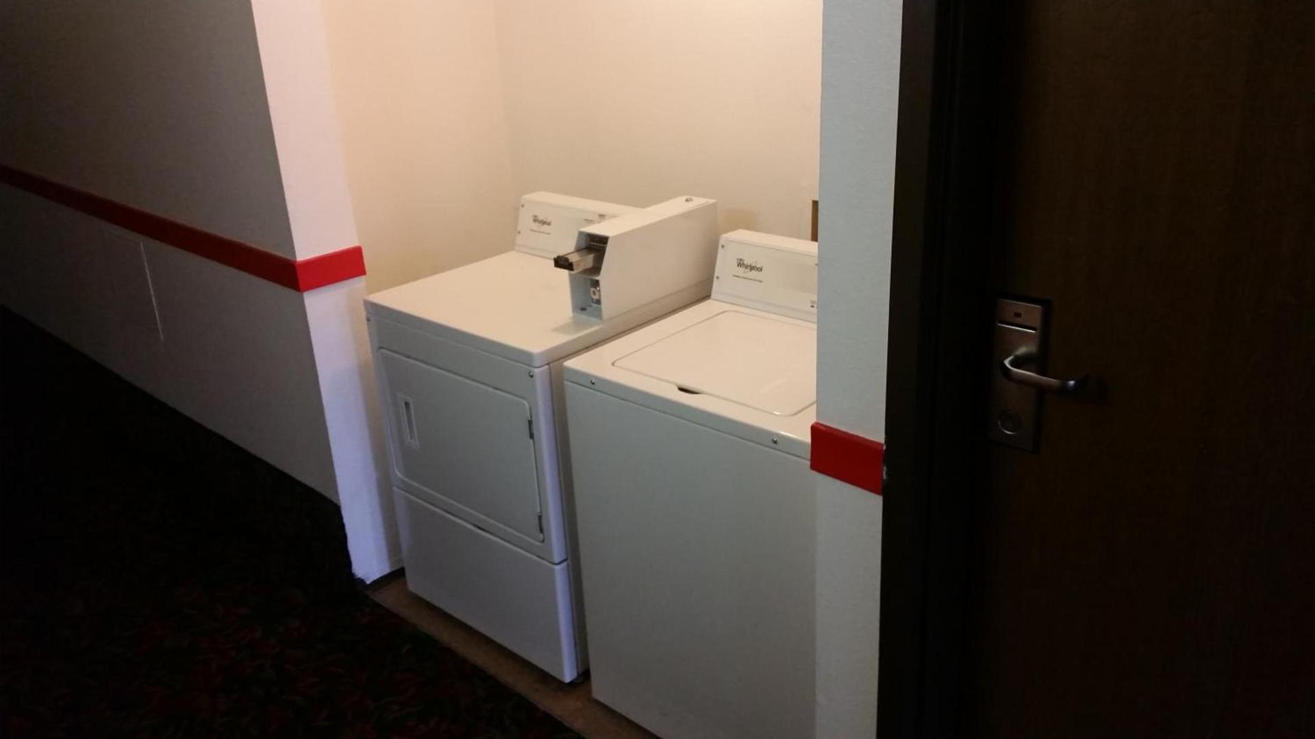 Motel 9 photo 23